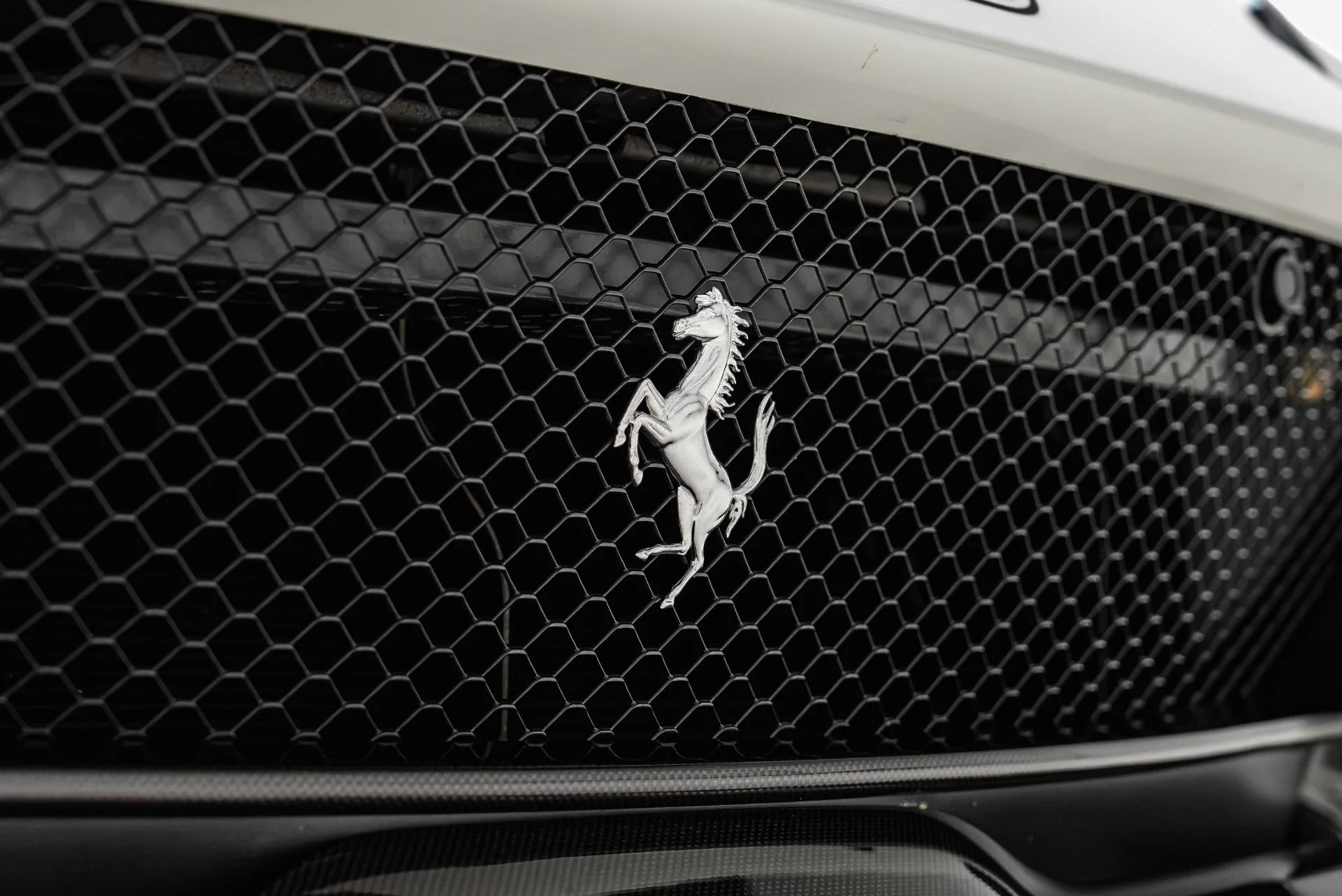 mph024_2366040128_Used_2022_Ferrari_812_GTS_1785863043_7ab7426a20