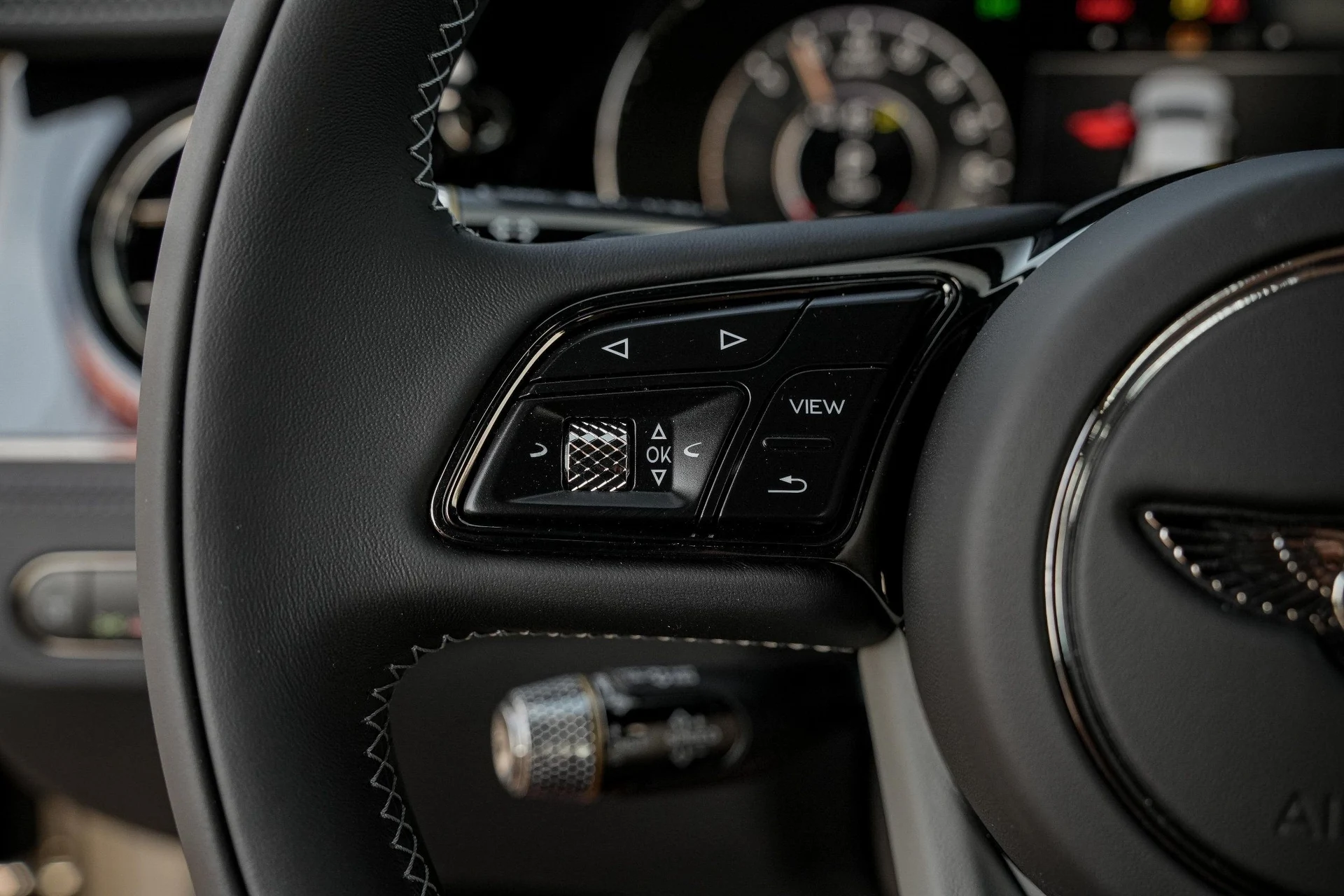 mph024_236979580_Hi_Tech_Luxury_Imports_LLC_SCBCP_2_ZG_5_TC_023736_image_24_db341cf13e
