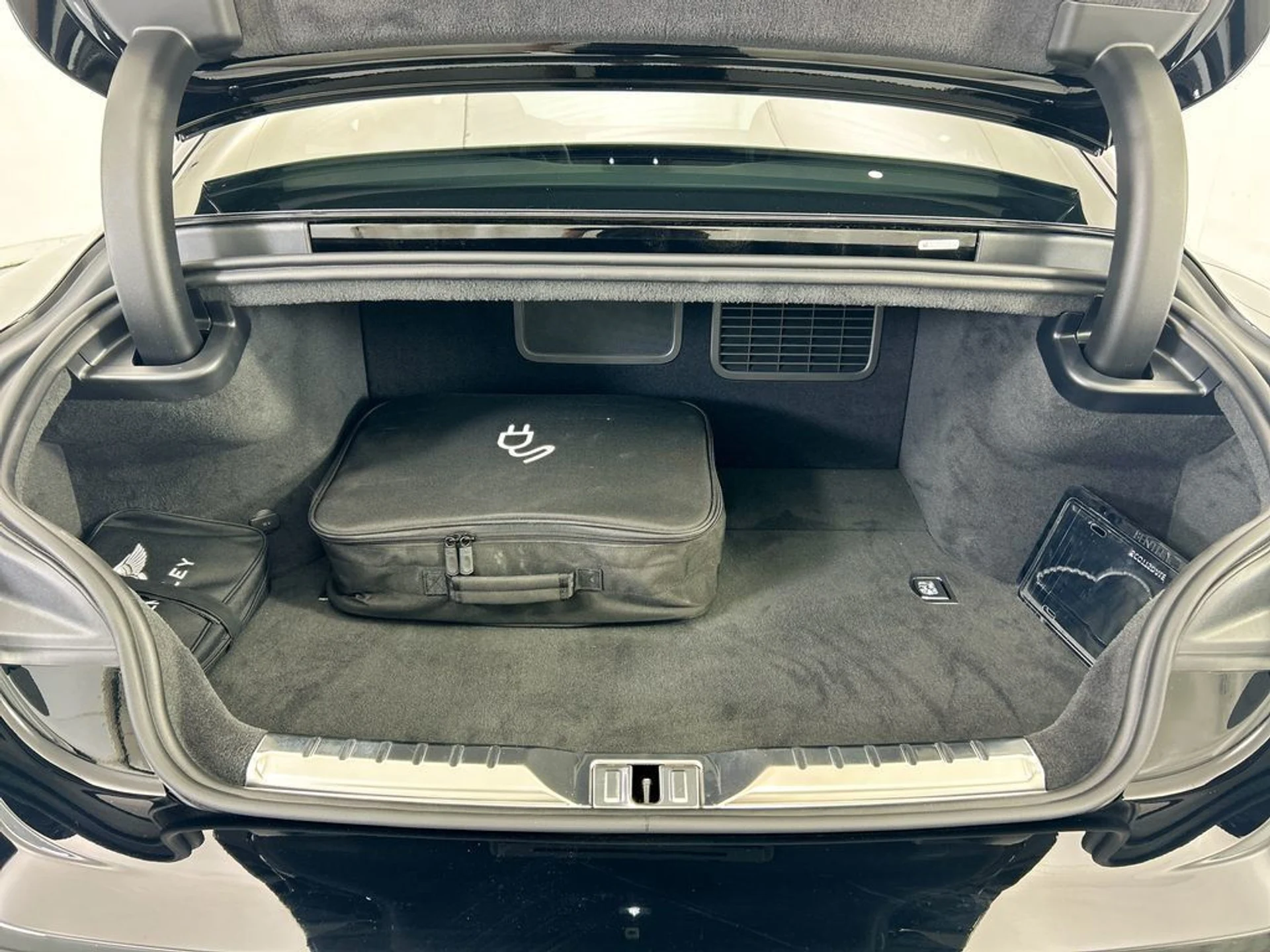 mph024_2370249243_used_2025_bentley_continental_gtspeedcoupe_8119_23002658_25_1024_9fabd61c67