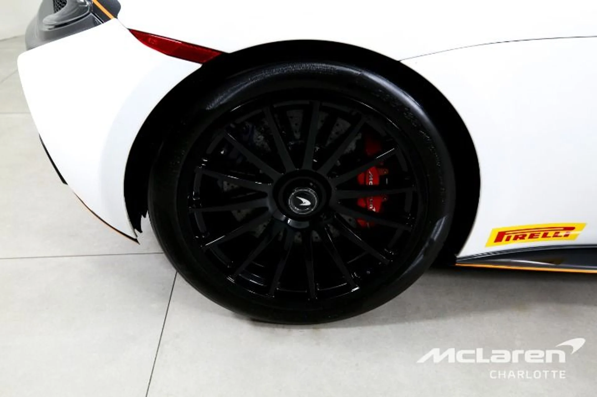 mph024_2380584085_Used_2020_Mc_Laren_620_R_cbd05fdee0