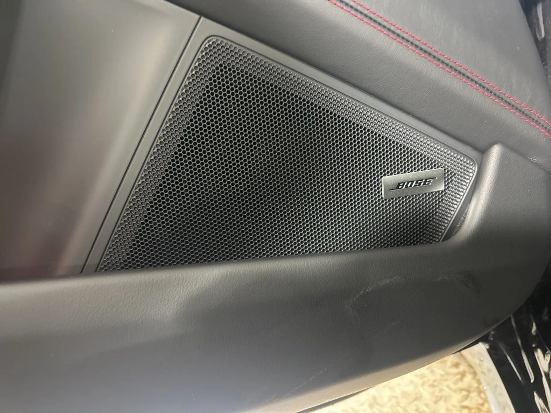 mph024_2381521930_5e4797cddce5225c3d88444d582feb33_dbc2ef9308