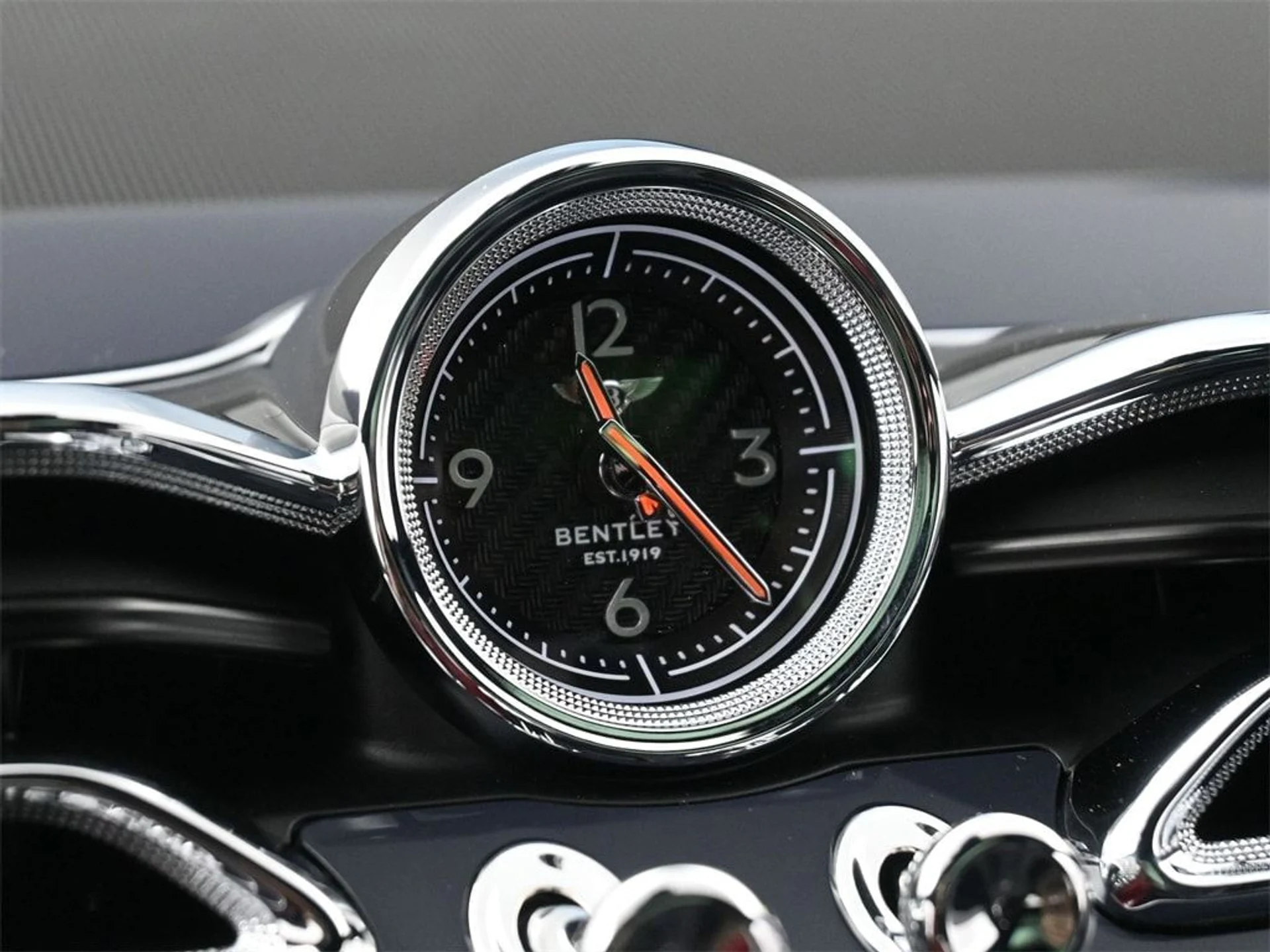 mph024_2385520876_ae984fa7dfae387b6efd87bc485c5918x_72160cebb2