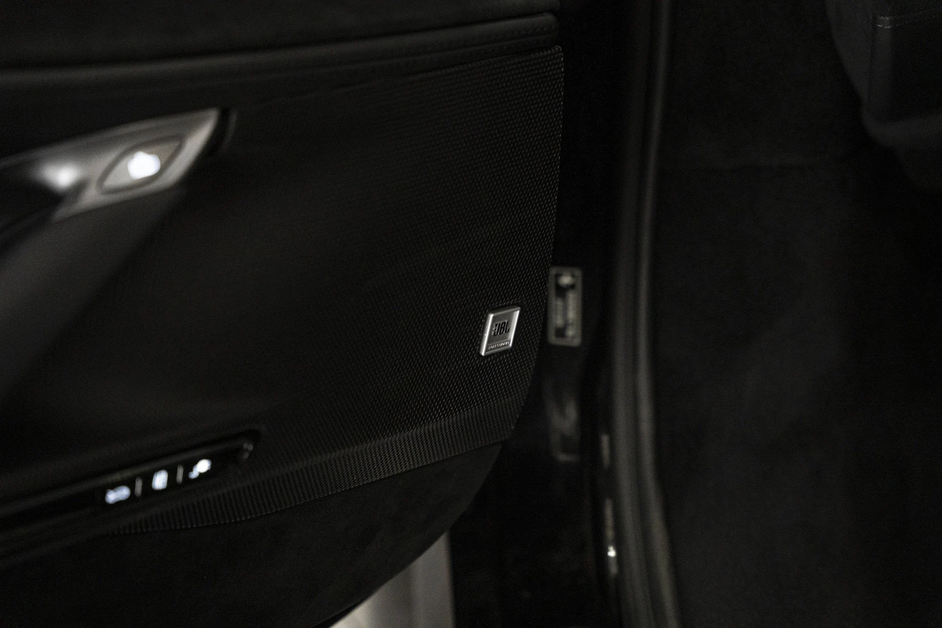 mph024_238823106_f6a6d53d733146cc9ff6da75580b3cab_33edced5a2