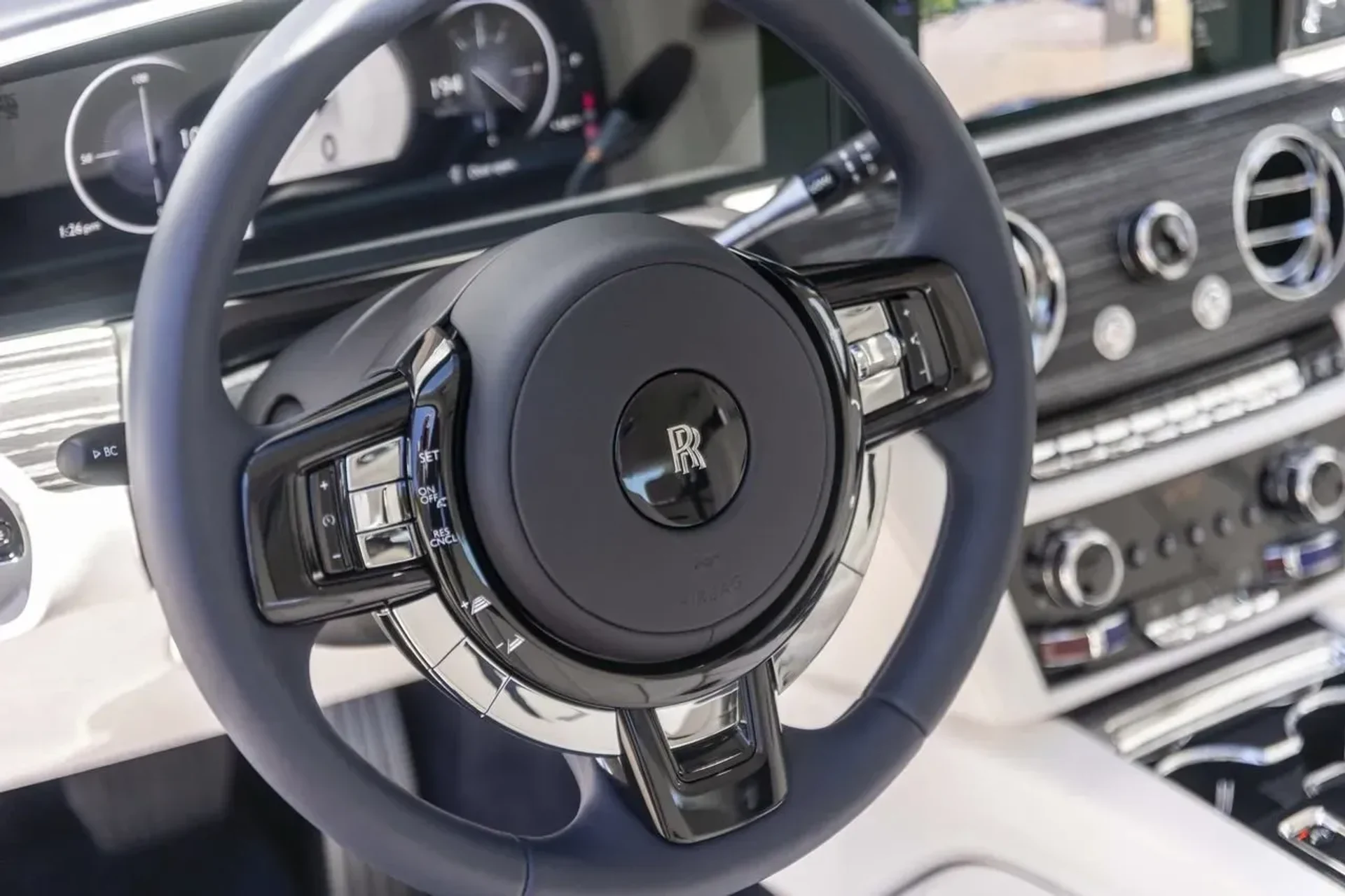 mph024_2389516550_a040022c3e3e465f99346f9e642db6e9_4bf5ea7290