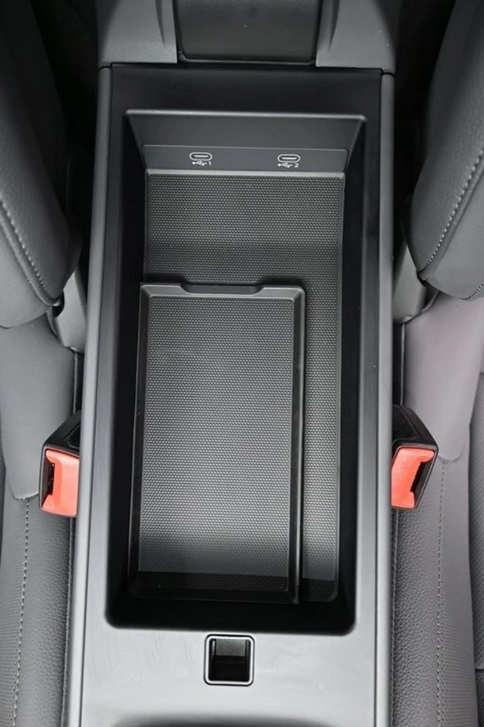 mph024_2389655117_30ea90a8731ab3f8d05e6e159a83a55ax_81f91eb653