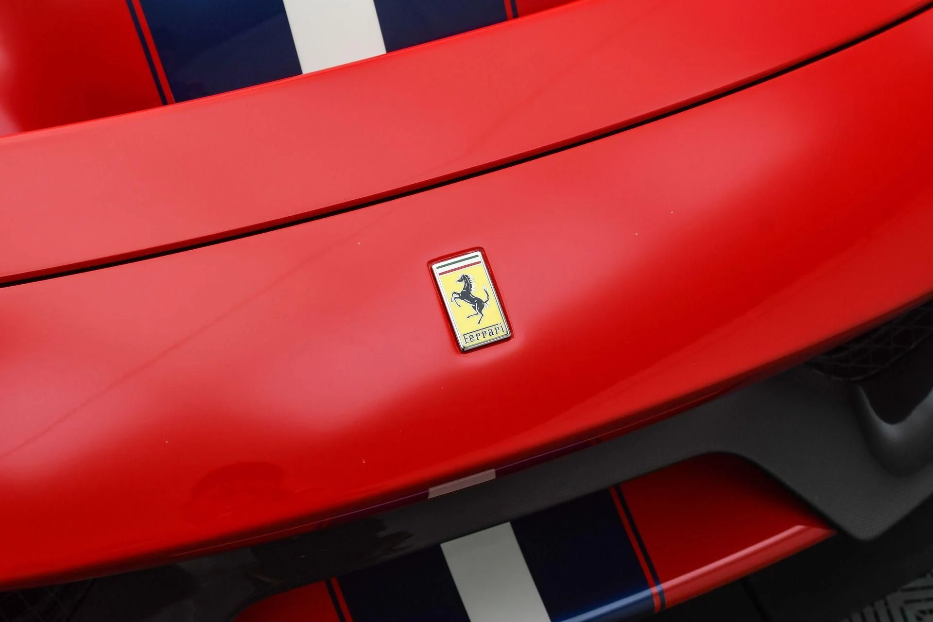 mph024_2393443286_Used_2020_Ferrari_488_Pista_Base_1757453180_56c5a1f66f