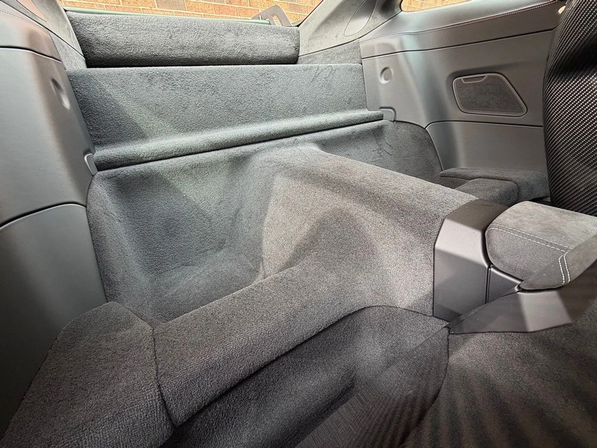 mph024_239346751_53bb0ef62ba06d6b63ef083f789f3c3cx_320fda65ca