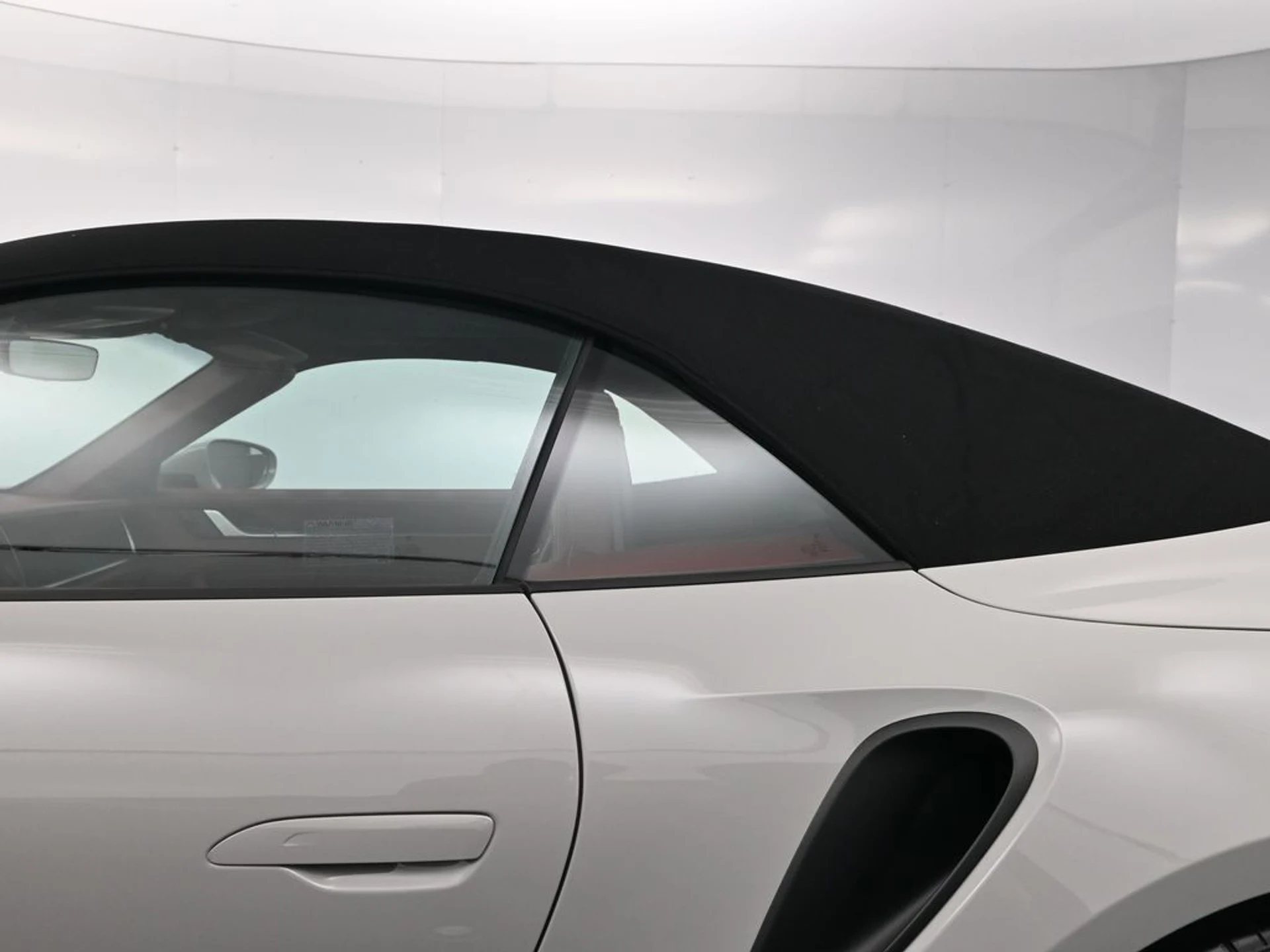 mph024_239466974_370bef22271e254c52ae82e463f93805x_09988df872