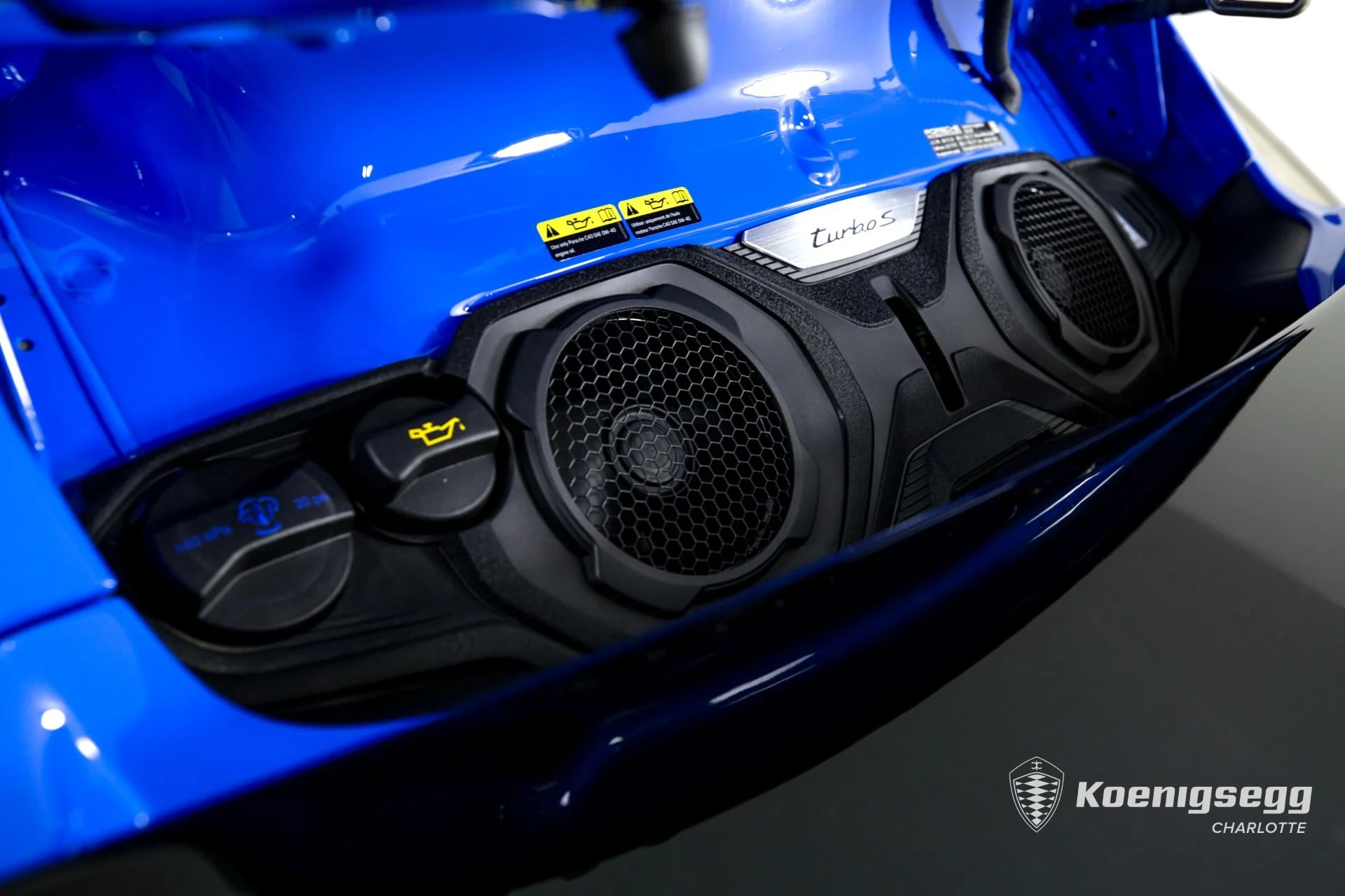 mph024_2395354877_Used_2022_Porsche_911_Turbo_S_1745597745_a7e79cd722