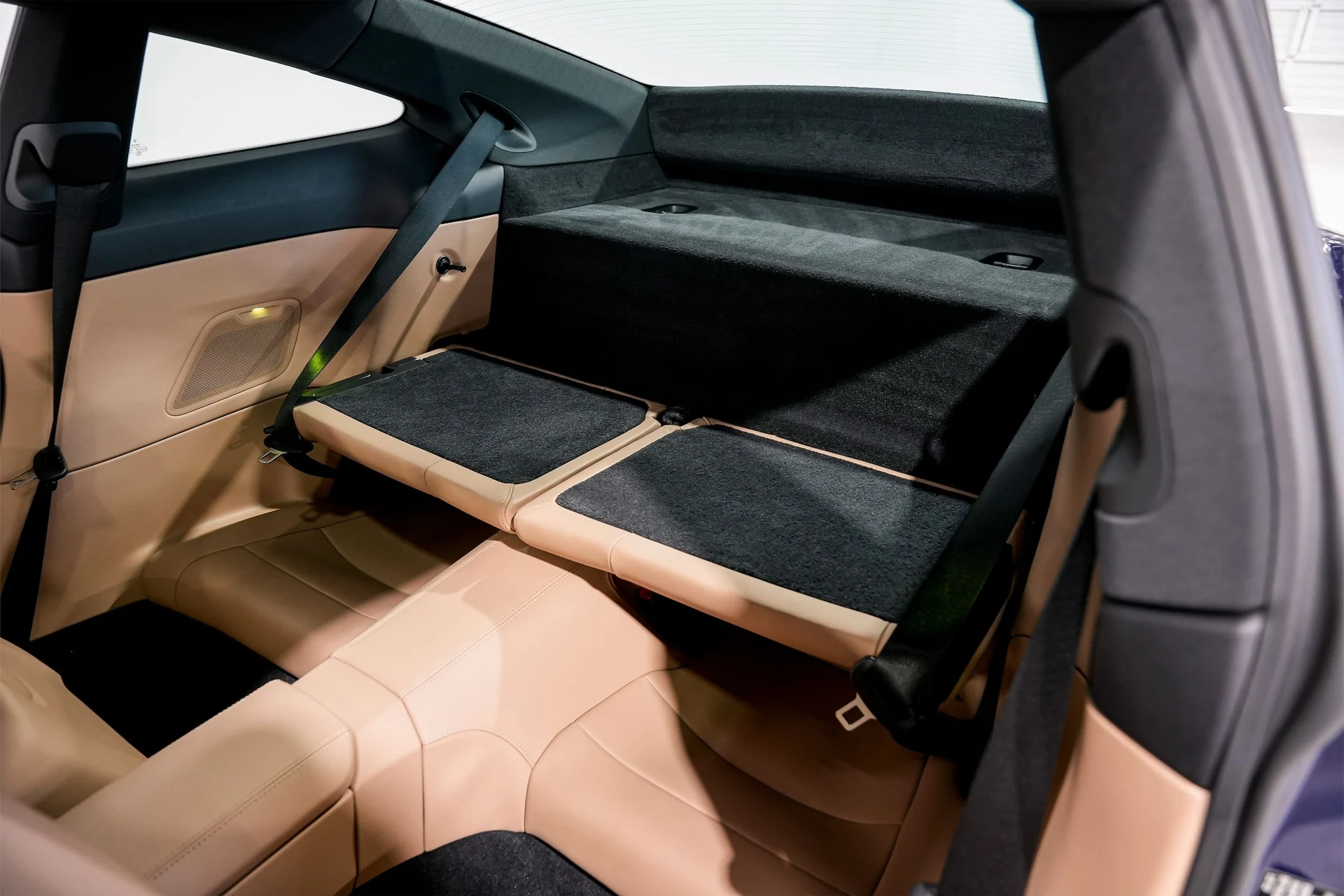 mph024_2398378159_3c8bc618395456cbdf678f96b228dc71x_da198a8de5