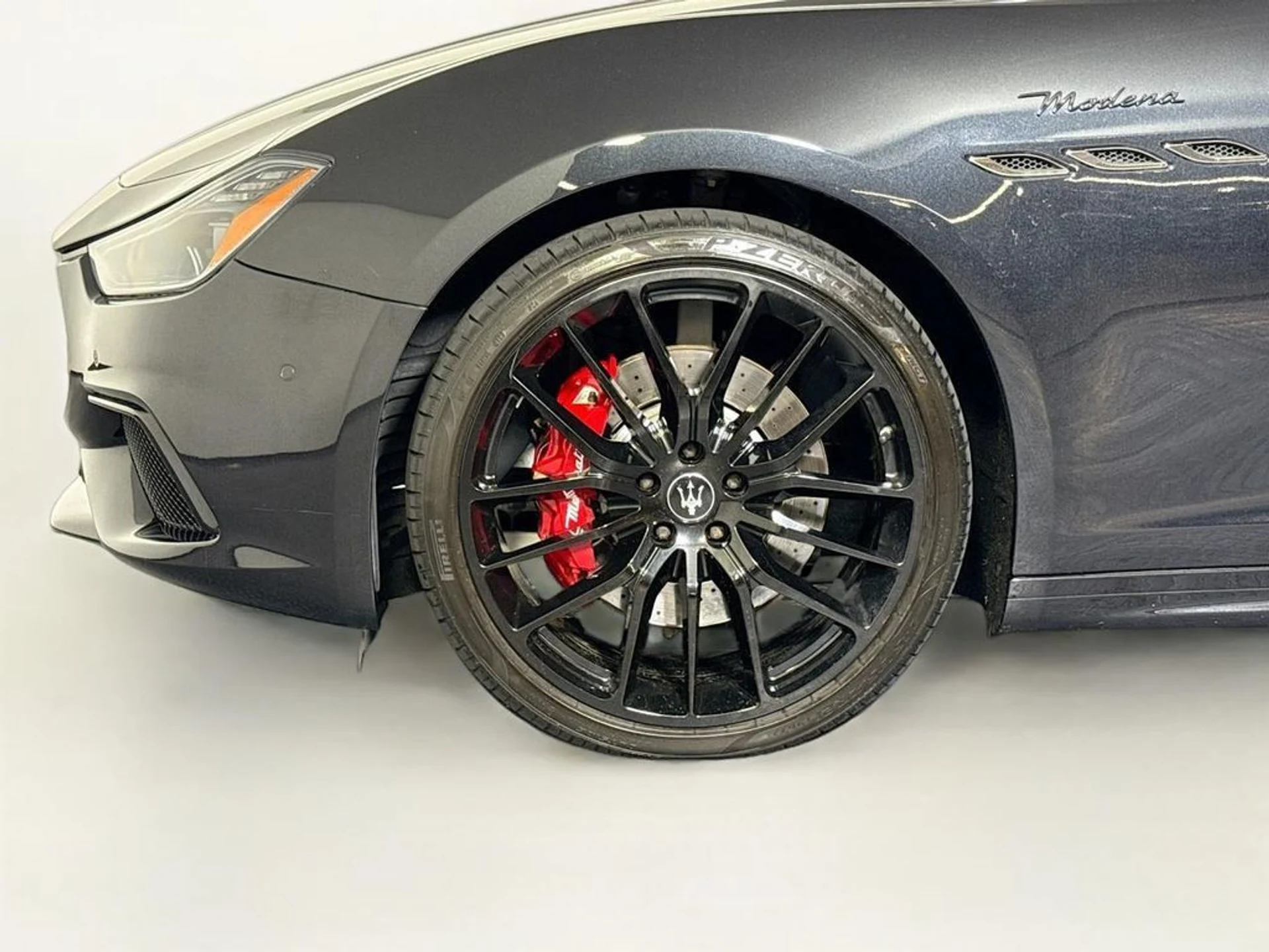 mph024_2405934973_used_2022_maserati_ghibli_modena_11350_23041612_25_1024_915401050a