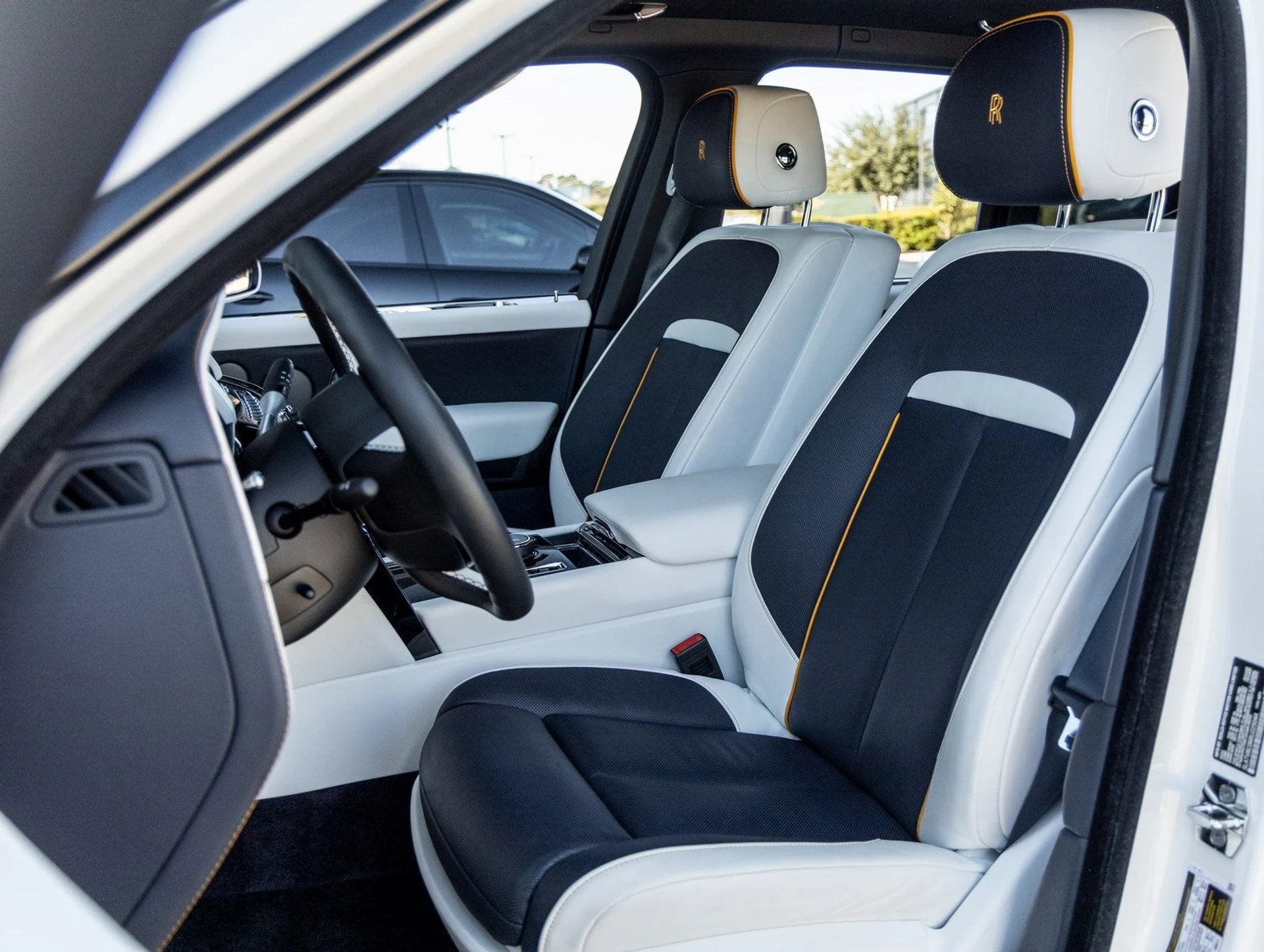 mph024_2423143935_25_507cb74278