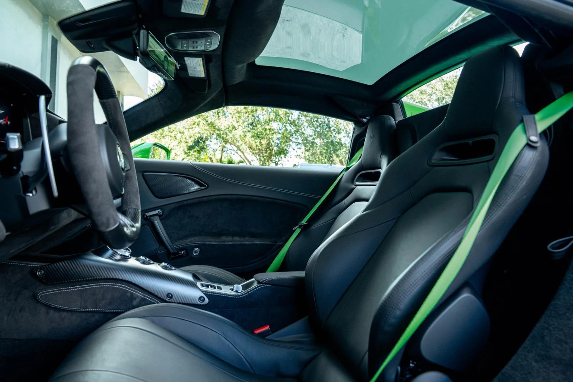 mph024_242427572_Used_2023_Maserati_MC_20_Cielo_1769250113_ddff70d69a