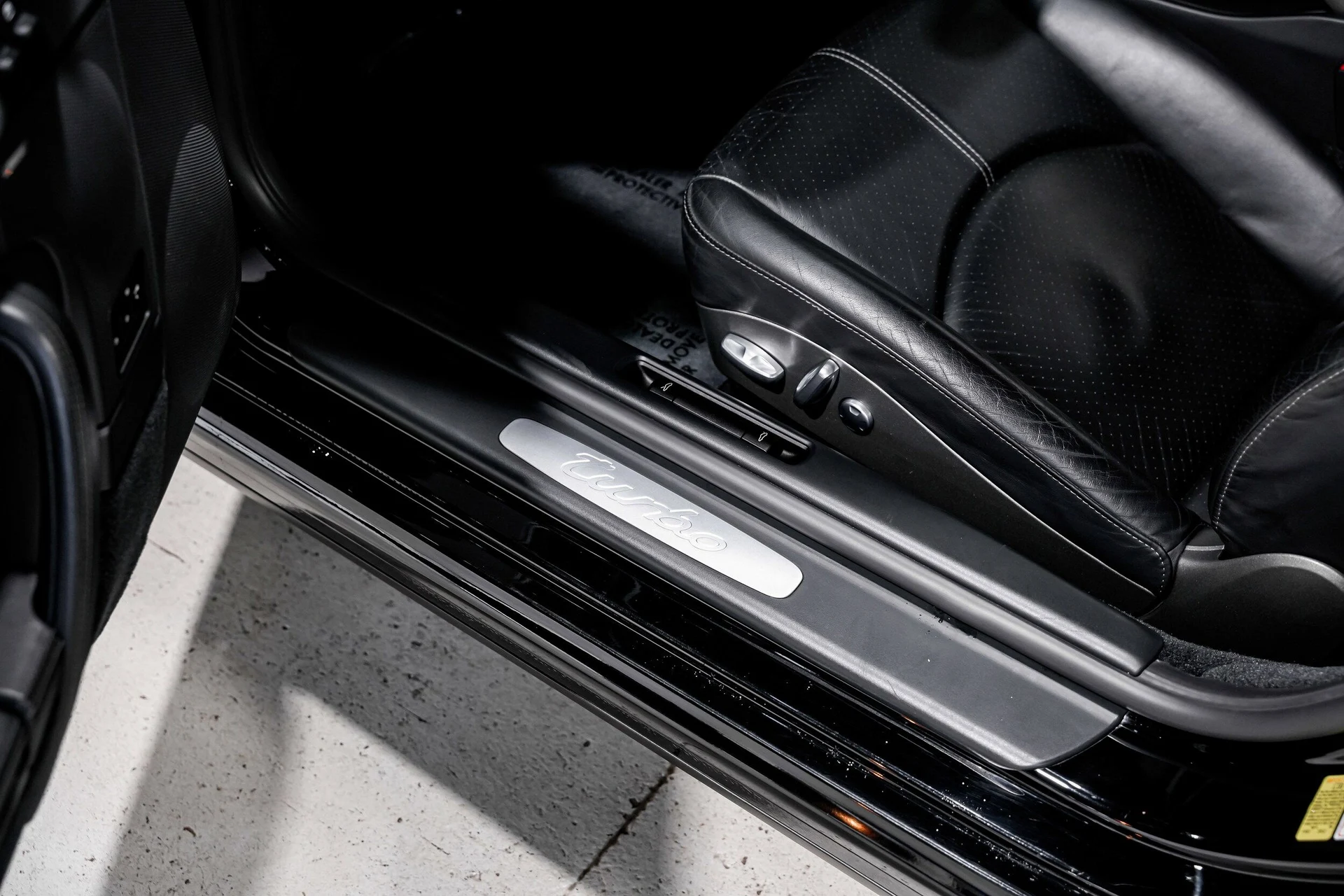 mph024_2425140565_0481e081c4b6b87e5277f158de51d364x_48e3ee850d