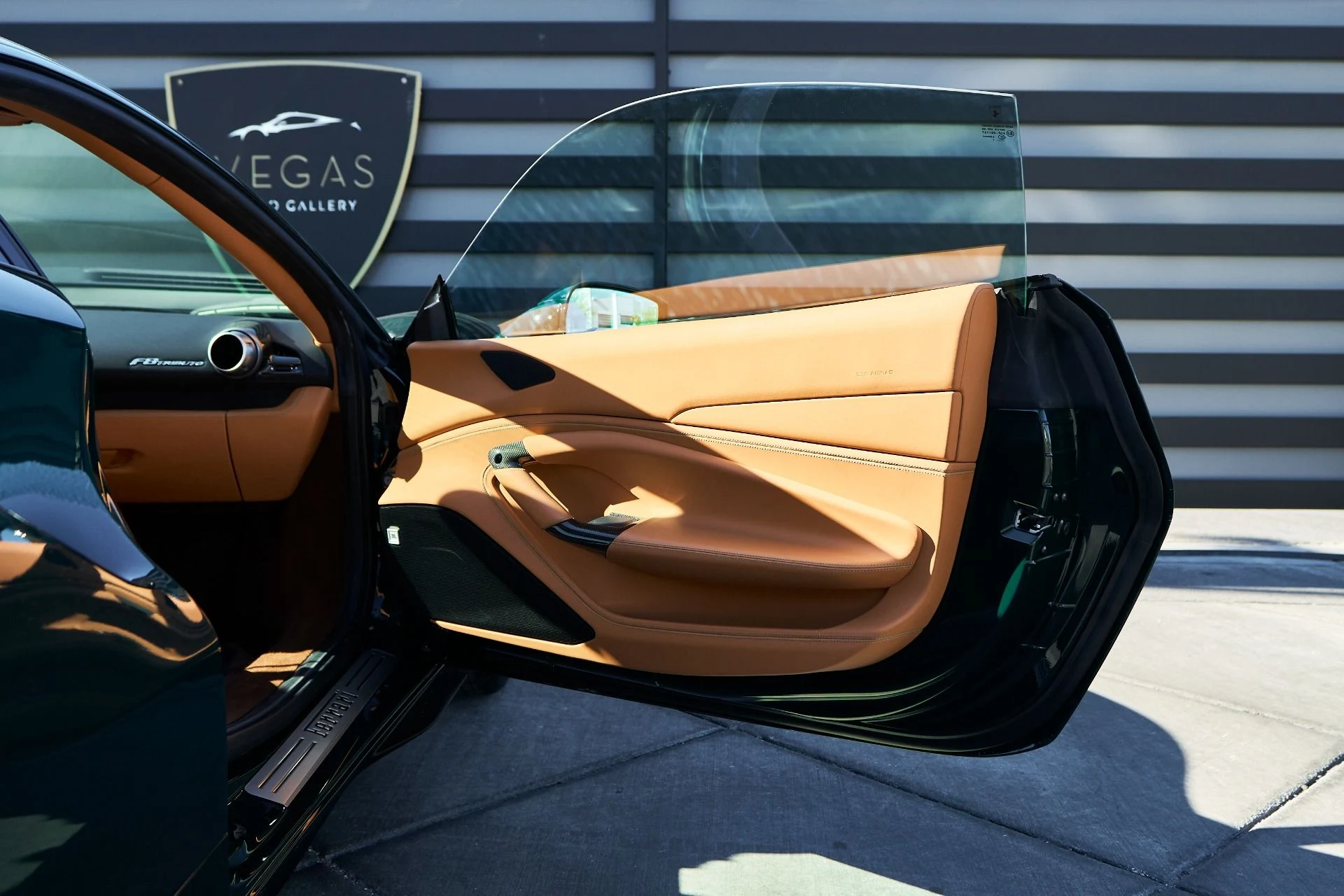 mph024_2433249448_Used_2022_Ferrari_F8_Tributo_Base_1765662034_53c4524eea