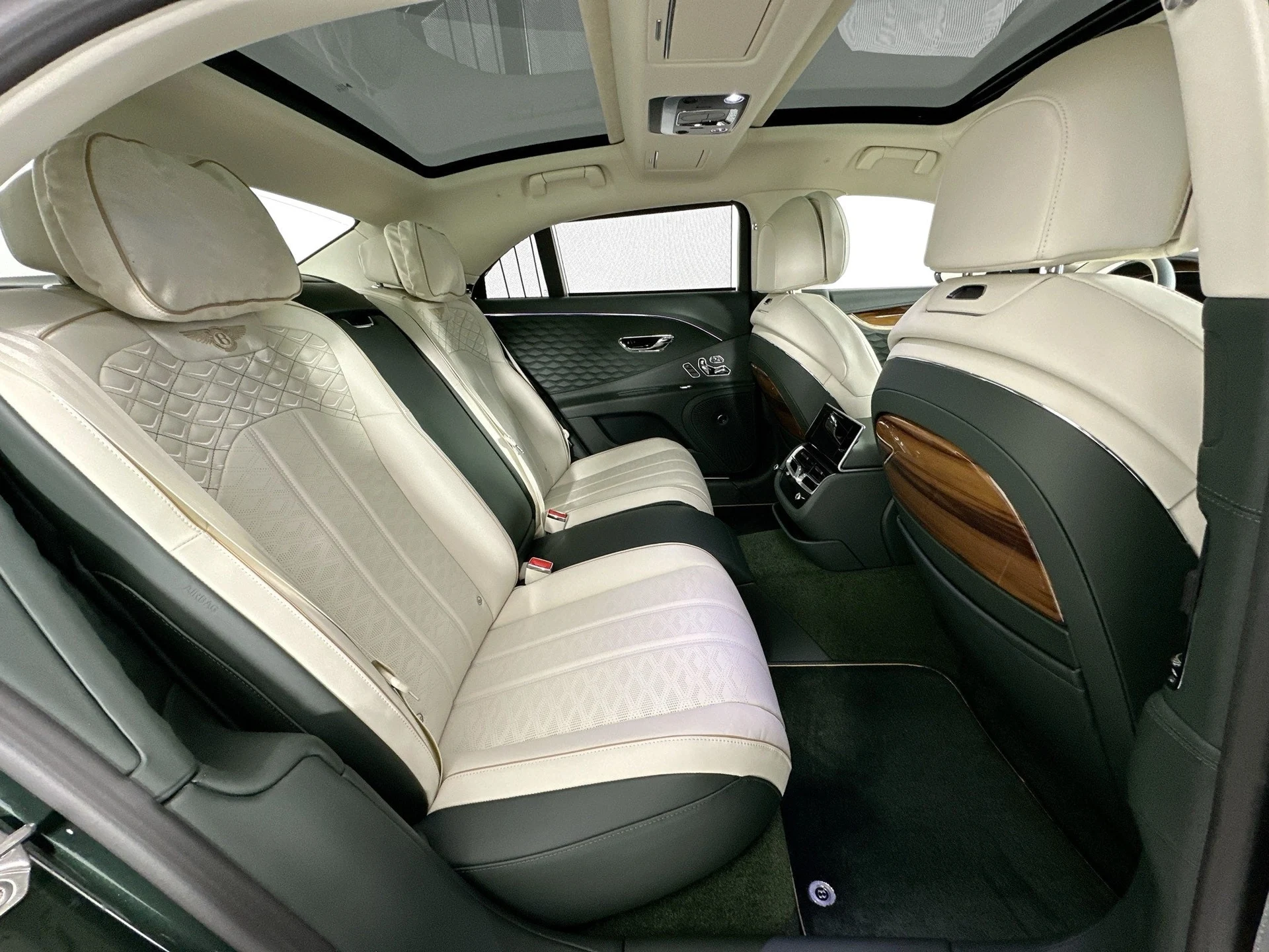 mph024_2435207872_25_73d5639df1