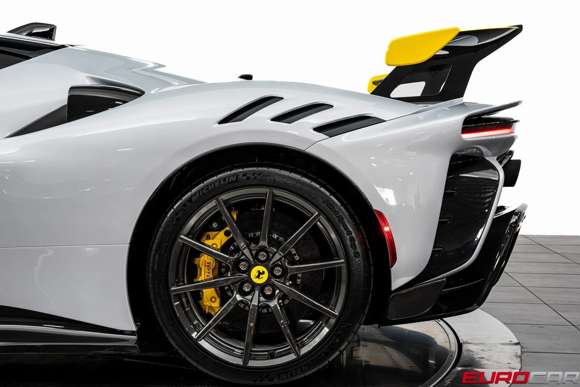 mph024_2438954247_image_25_a302587d55