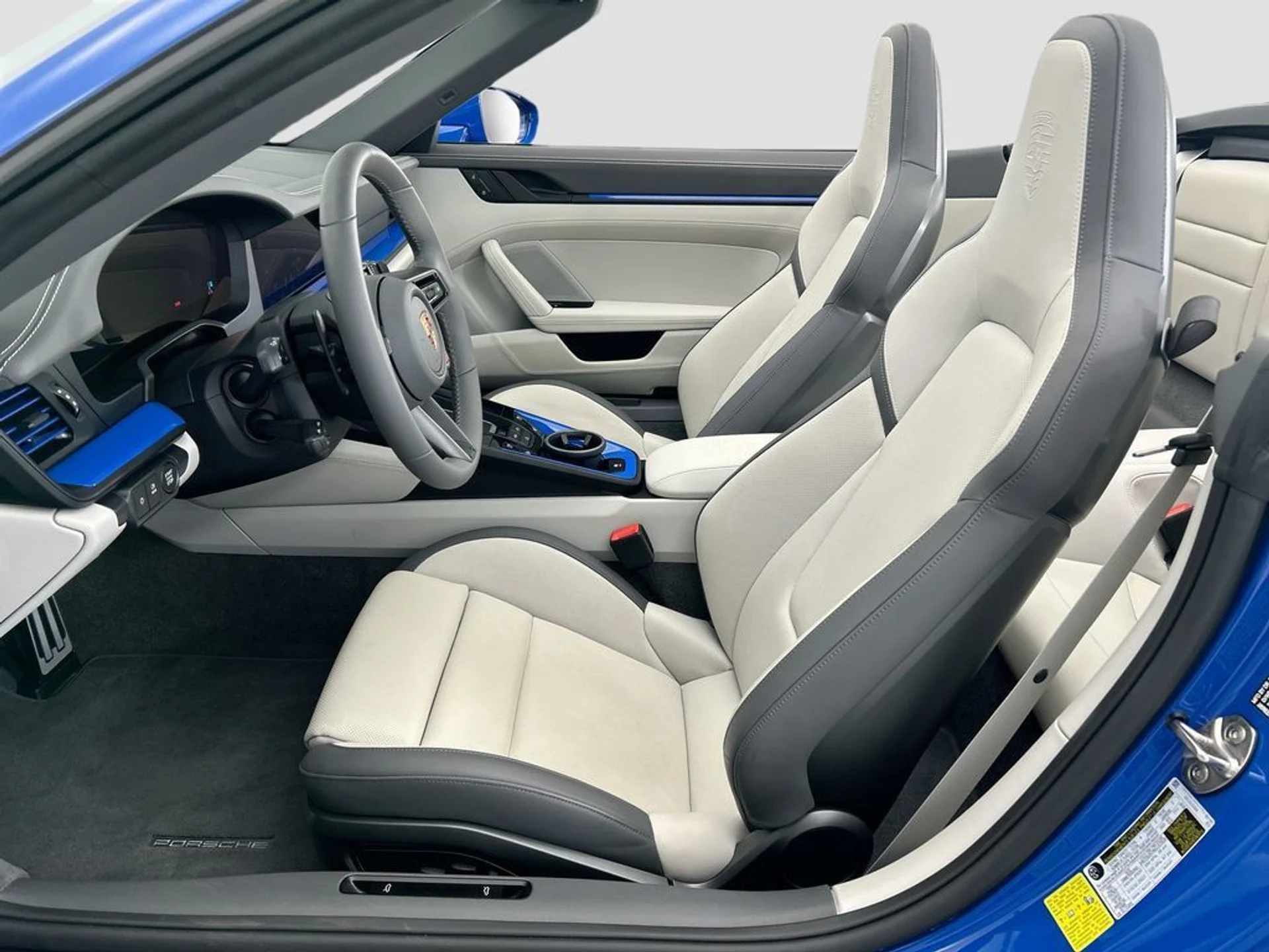 mph024_2439044071_used_2026_porsche_911_spirit70cabriolet_8119_23018992_25_1024_28976dcb97