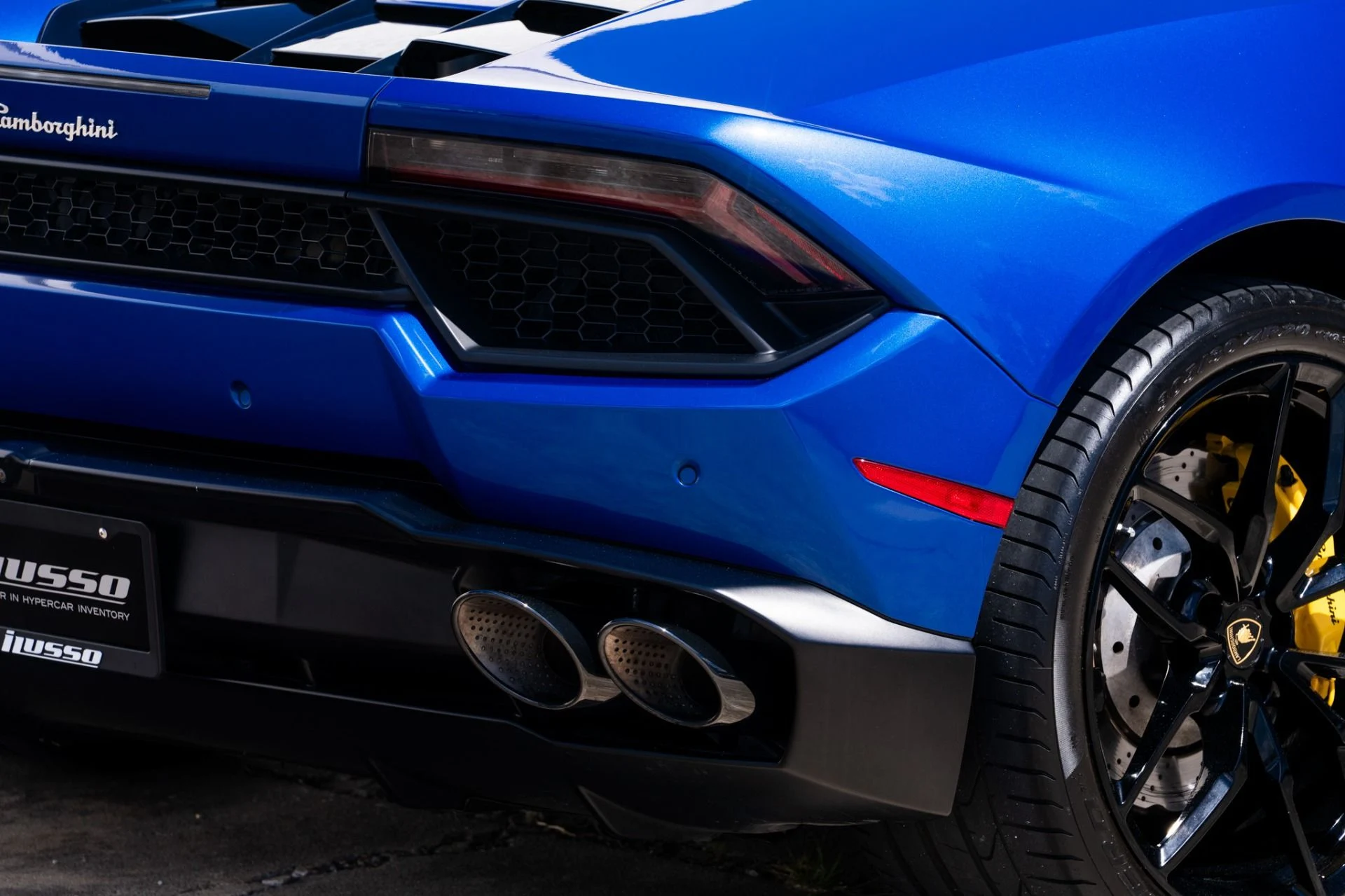 mph024_2445313448_Used_2018_Lamborghini_Huracan_LP_580_2_Spyder_1753307982_e81a53eef3