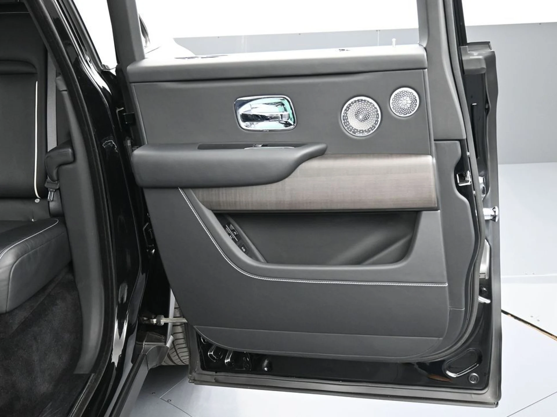 mph024_2446932819_88d70115994cc4343fecbebde0569345_fe747f59c6