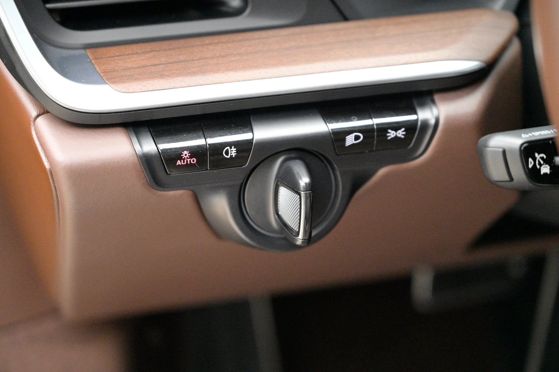 mph024_2461158667_8f4c678af6564b769416e121123767d2_cdefadaeaf