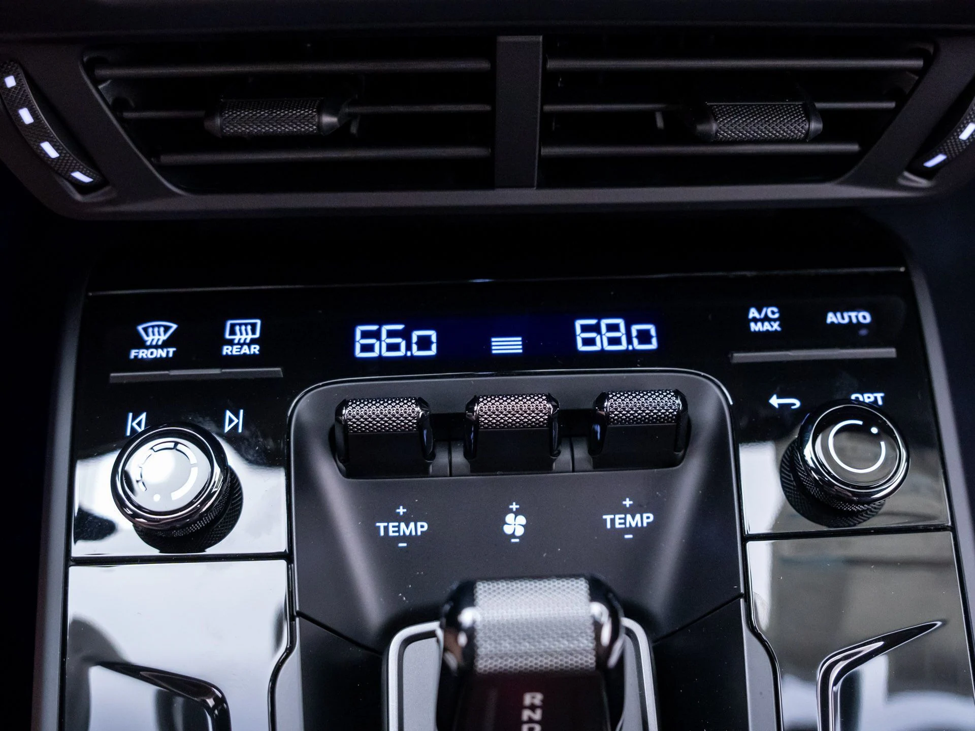 mph024_2469472071_d521309c057febf03af57a3c47e8d7d2x_07f603b8d4