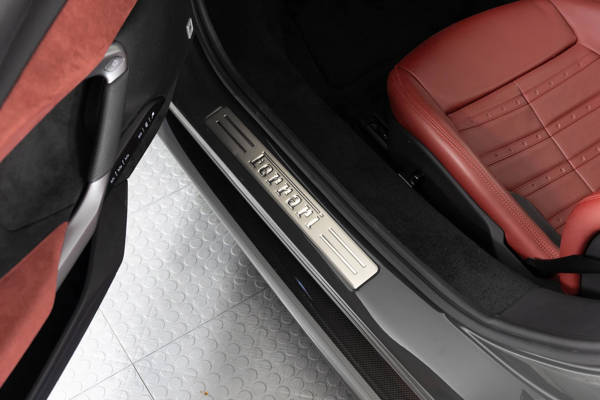 mph024_2470746979_a4bda15da0db48724adee57223a81755_8be45f7113