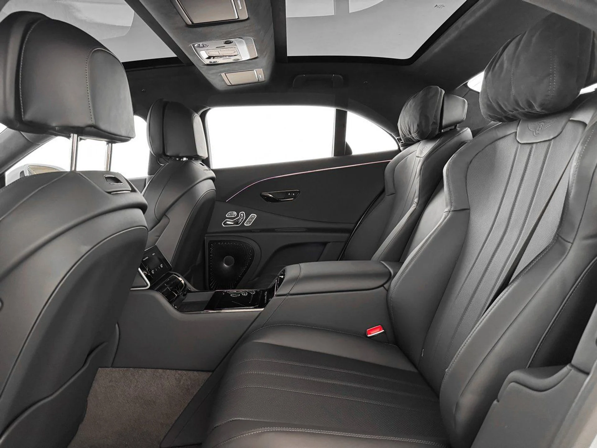 mph024_2481272442_f2e950422b19bcd99987e4a87de02e57x_424a672615