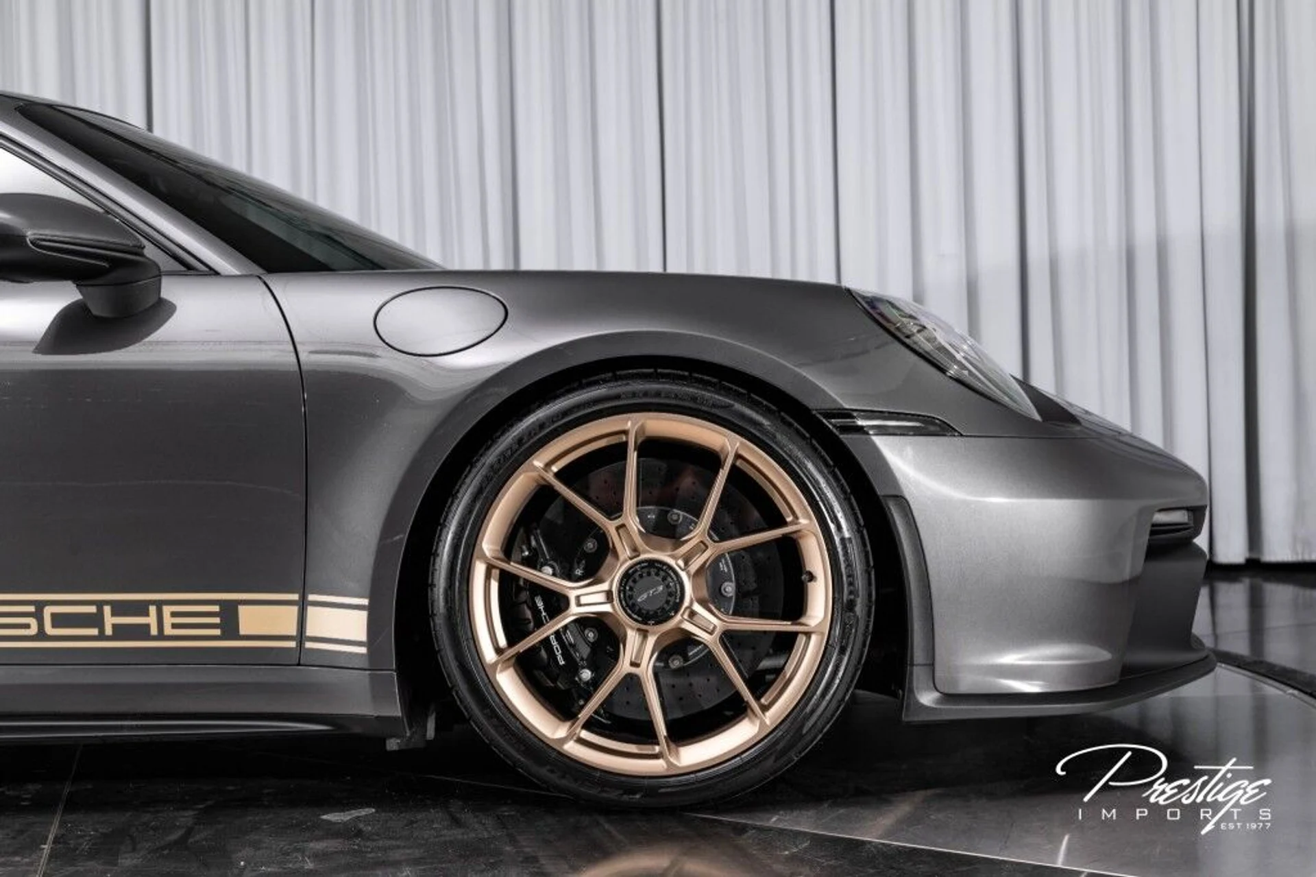 mph024_2486952442_007d972737f700295afe4385c00aedd4_5f1adbce6e