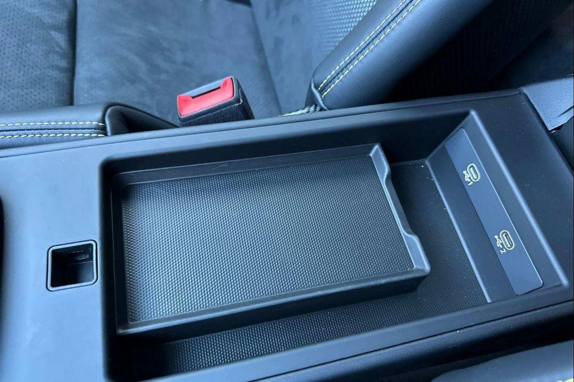 mph024_2487641368_Iai_TQN_3531y3k9v_Cq_Fi_Isl_KRQ_0_cef2634f07