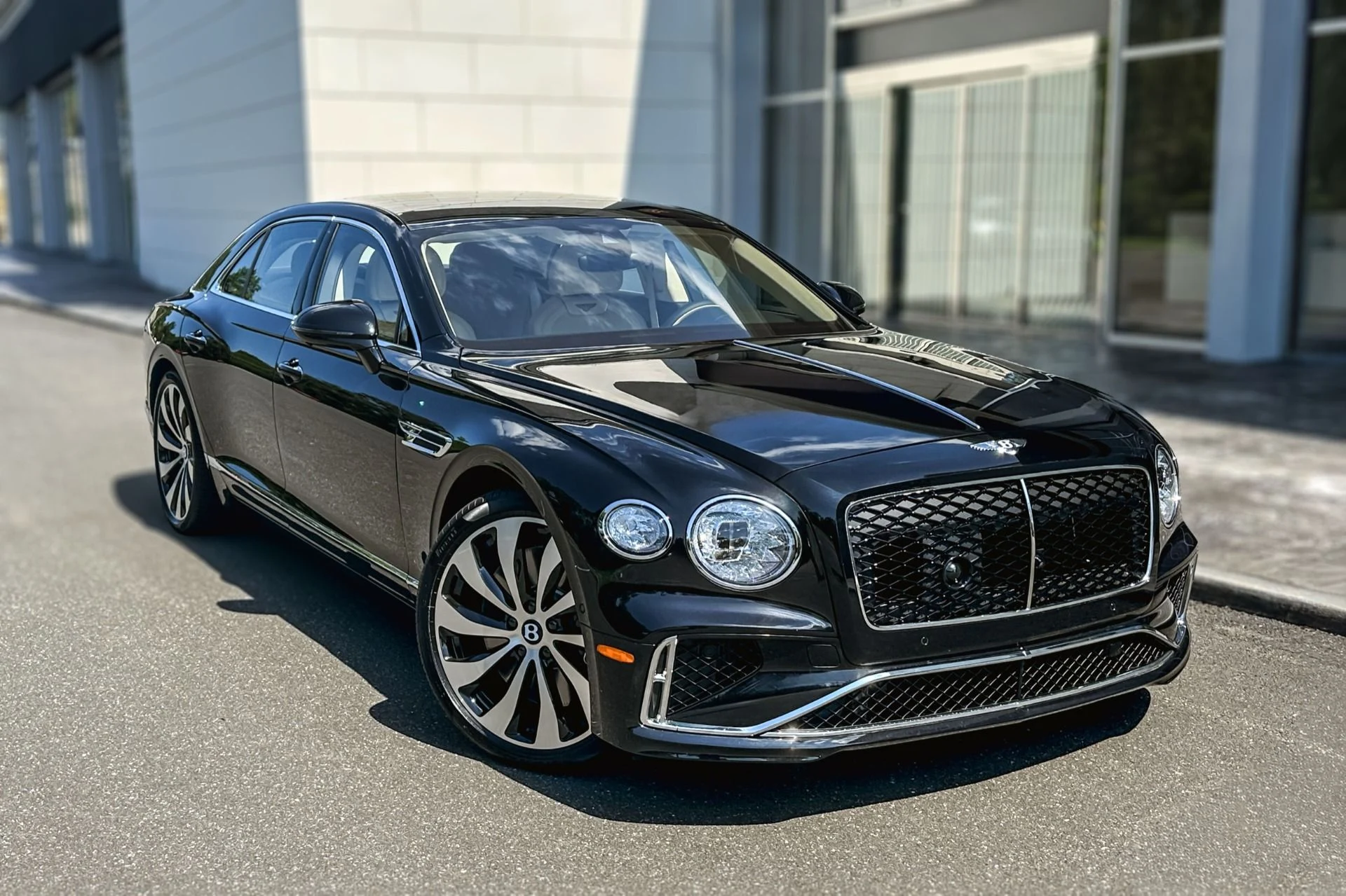 mph024_2494610460_New_2026_Bentley_Flying_Spur_1783694530_8be70e9acd