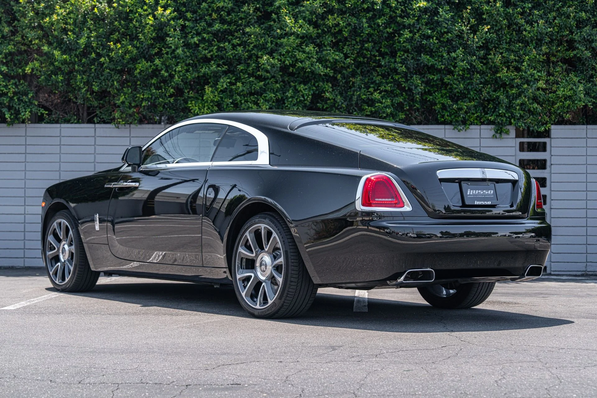 mph024_2497112651_Used_2018_Rolls_Royce_Wraith_1752607025_a573d1d092