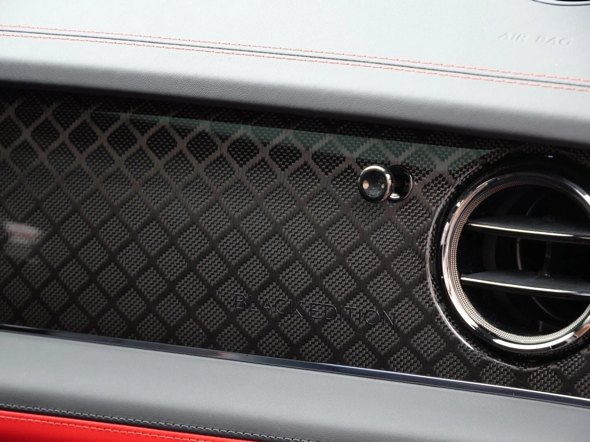 mph024_2498523196_e74fa65a2c7953ed14aa8d7ca354c2c1x_8cd363dbcf