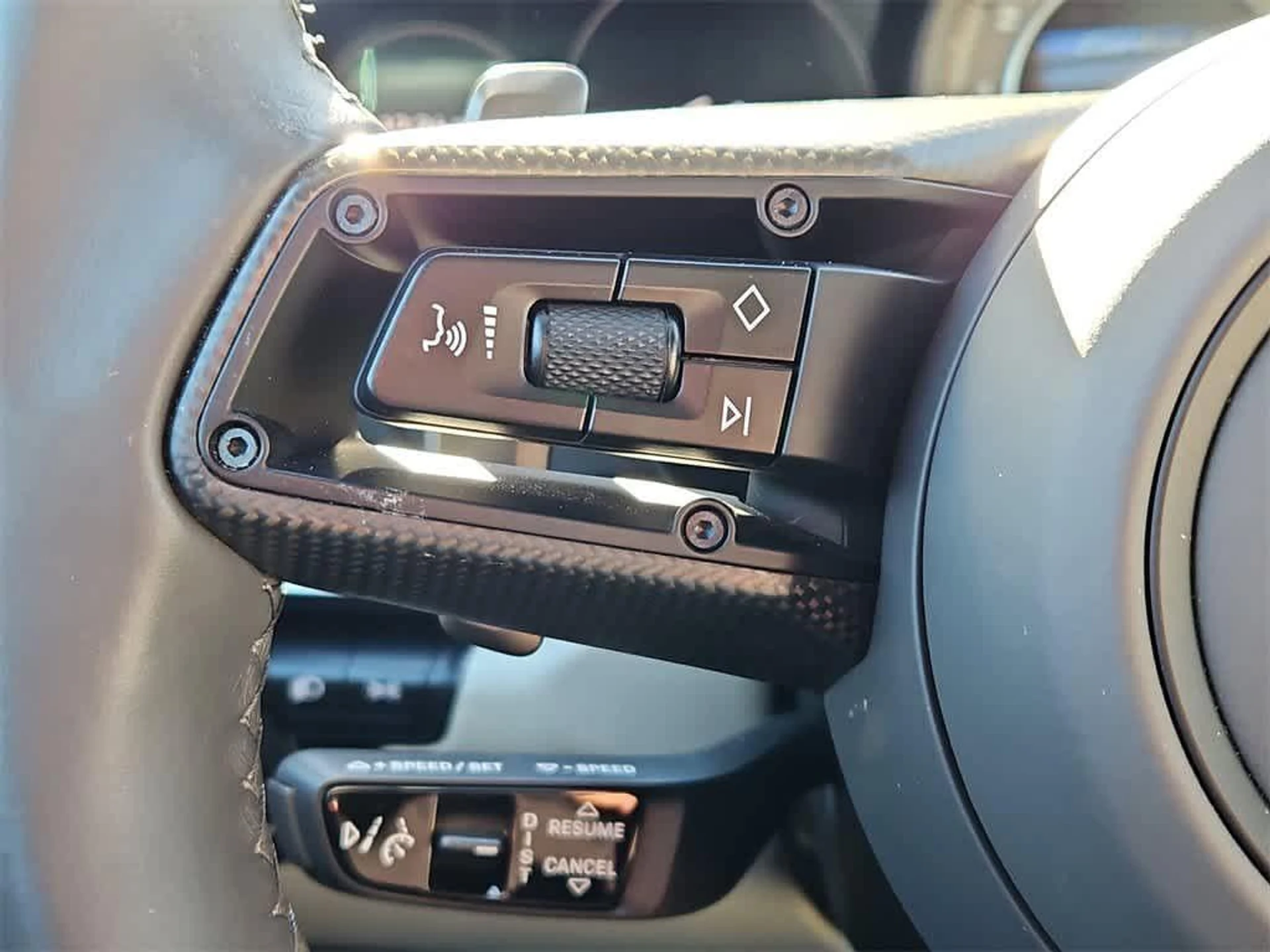 mph024_2500520130_q_J_Sqn_Y0x_C_Uh_ASK_Rn_Yw_K_Gwy7_E_Bho_e73969075e