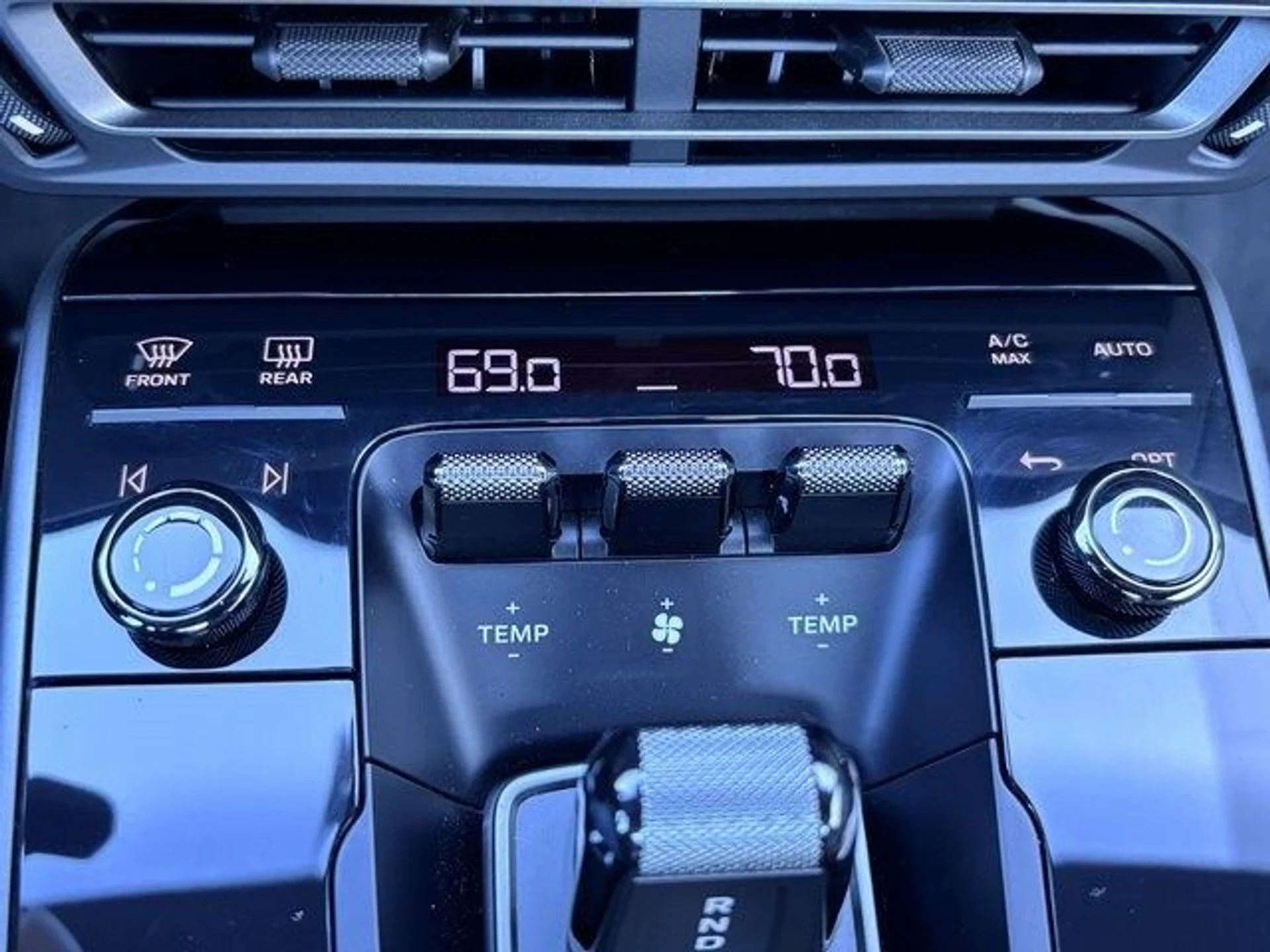 mph024_2504019616_4b2b3f150de67e5531bece0479436ff4x_6b8b740ecc