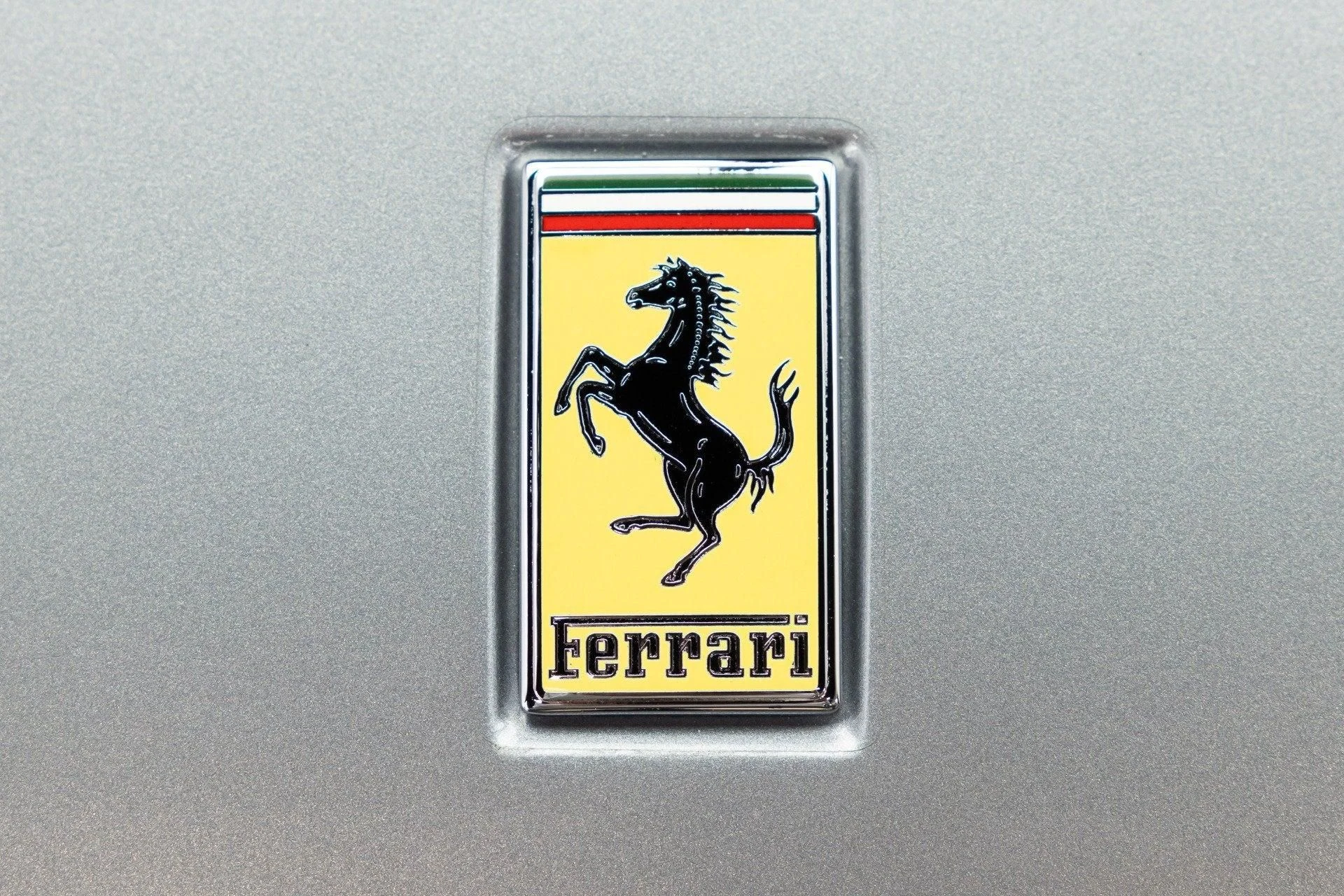 mph024_2504471976_Used_2017_Ferrari_488_Spider_1784891675_02b516a651