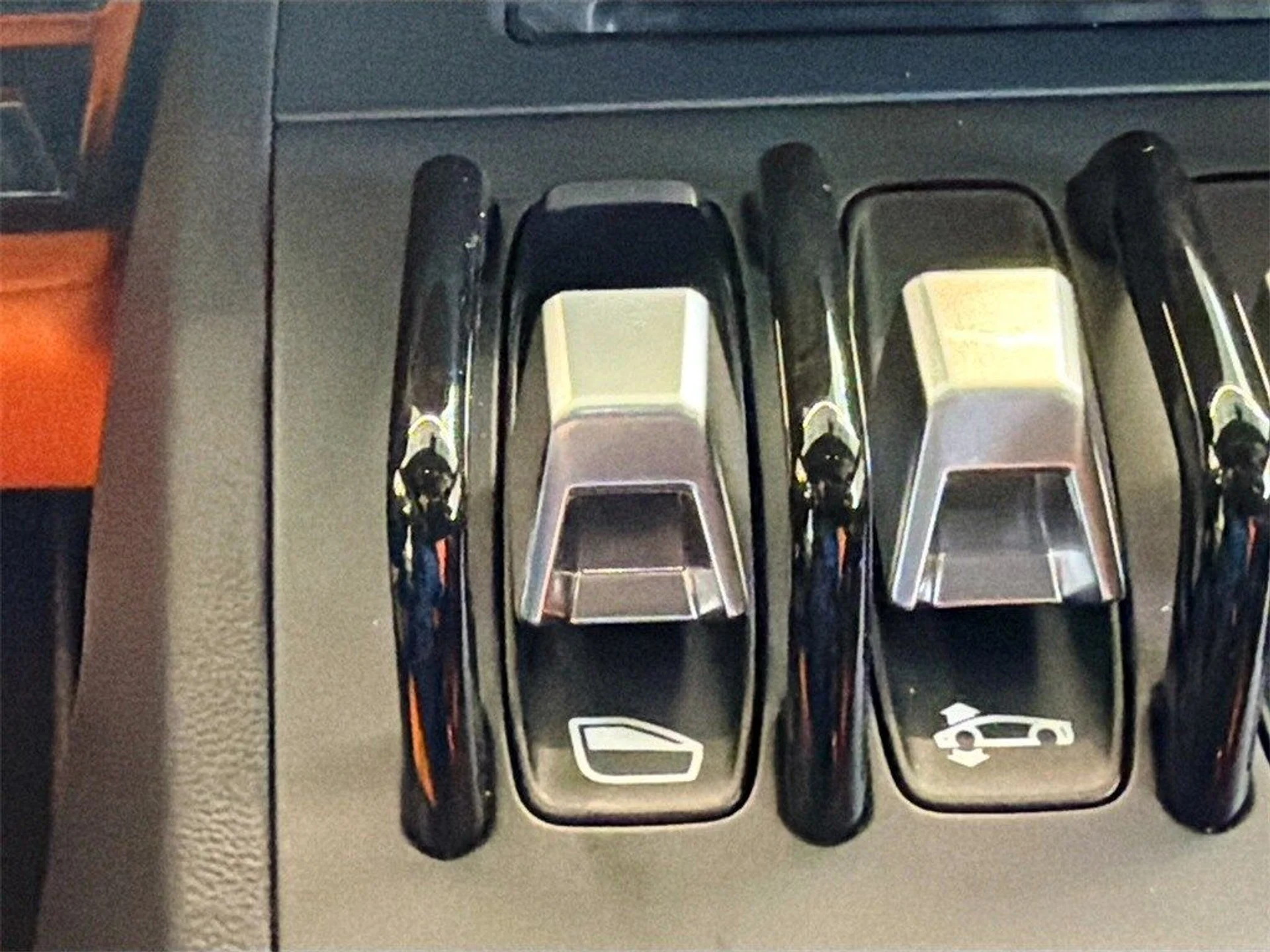 mph024_2505007156_11b276ab2f6dc984eb1509615b449b09x_b2092746d9