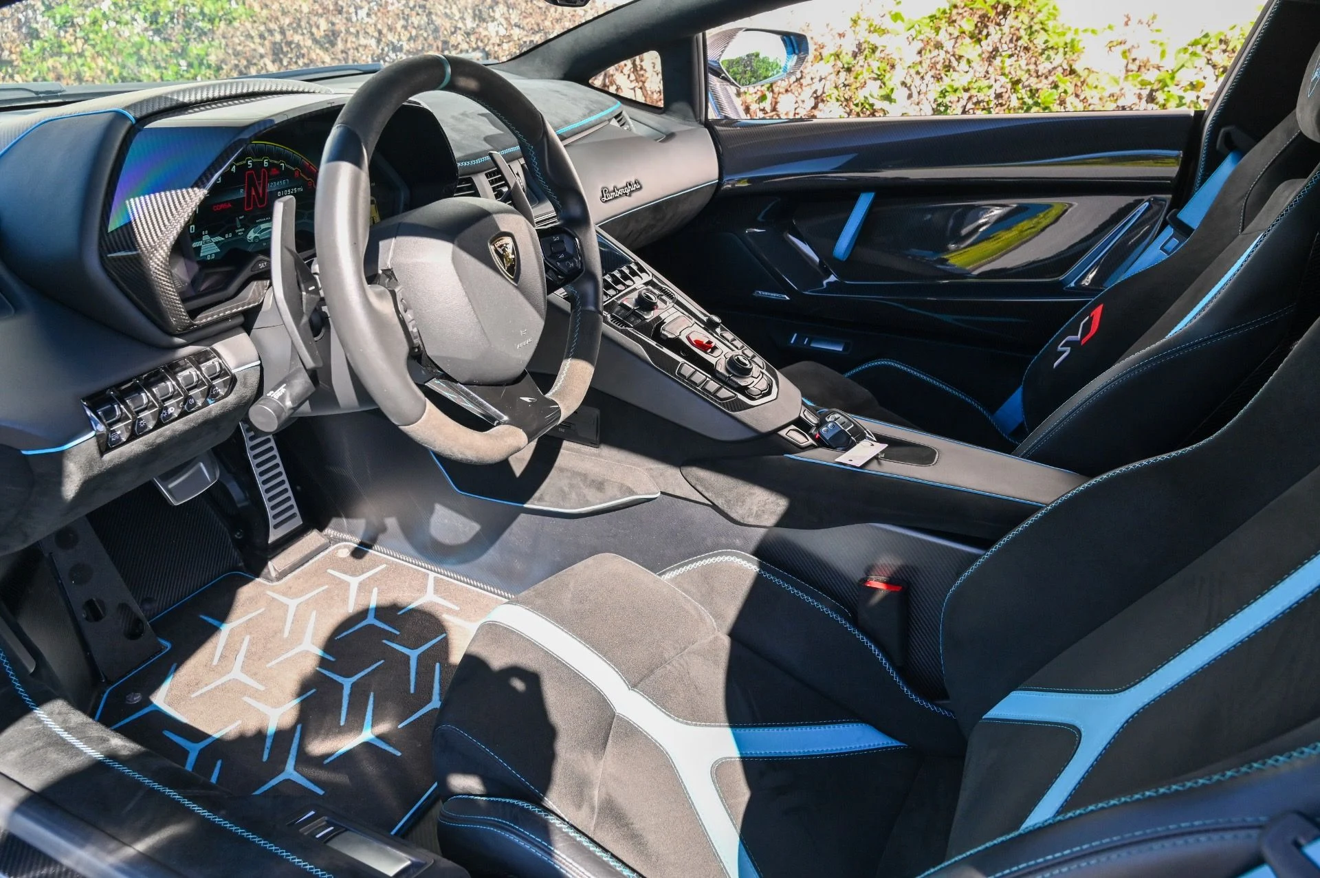 mph024_2506273459_Used_2019_Lamborghini_Aventador_LP_770_4_SVJ_1742591251_b4c35c31a1