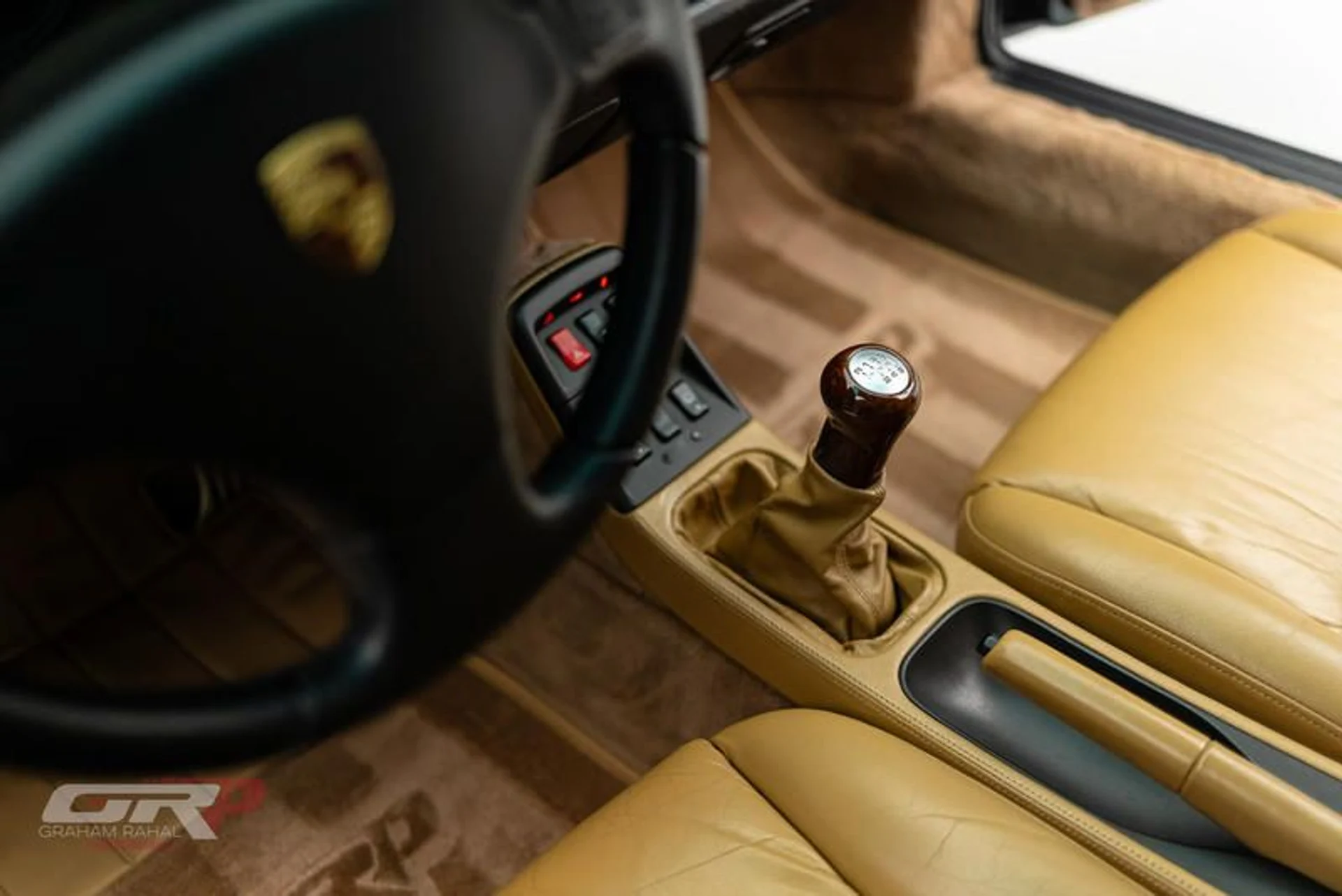 mph024_250771630_992_E968_E_ADE_2_4034_A183_41_FD_6_C2_BE_3_DD_bf4718bb33