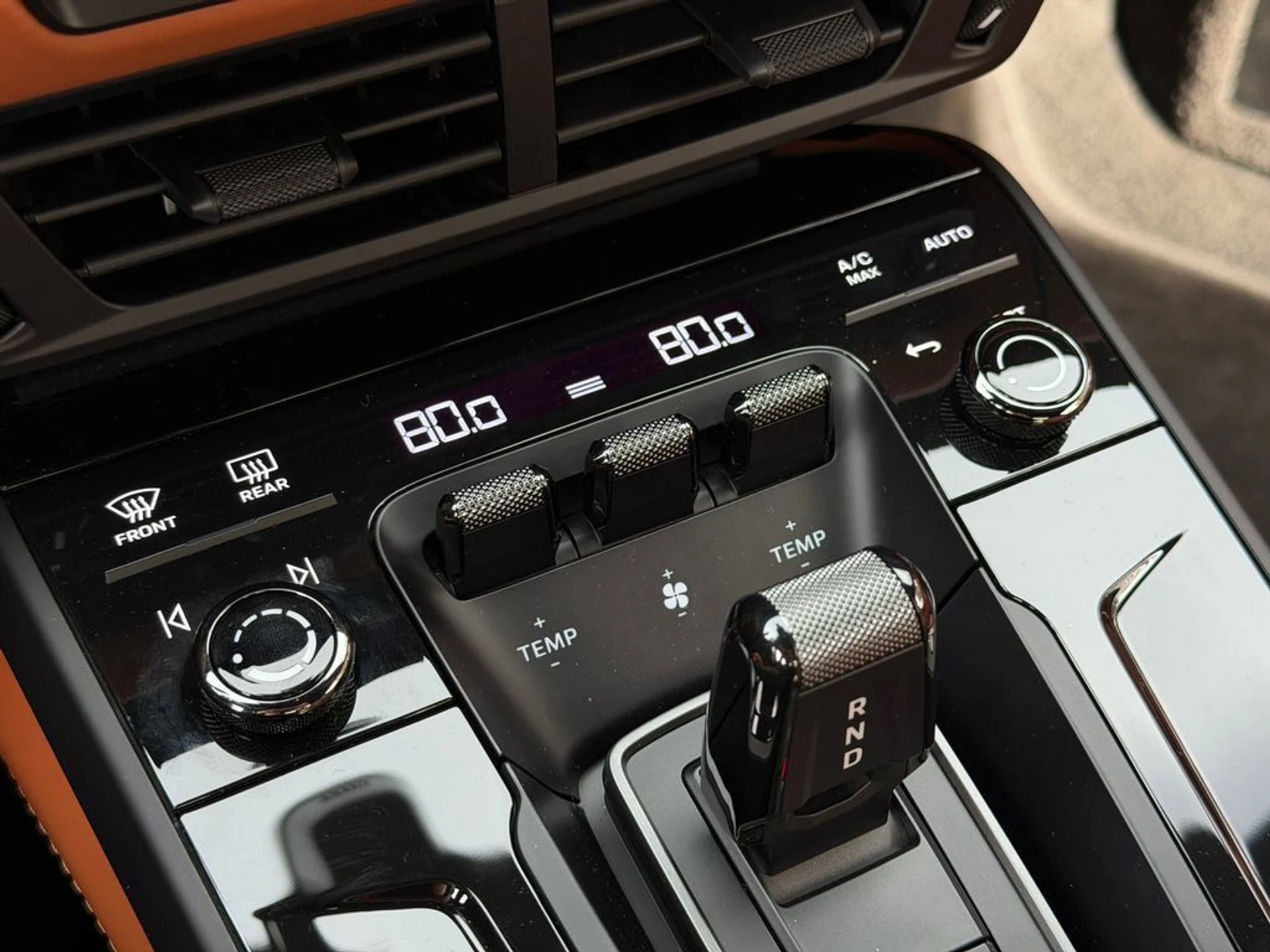 mph024_2512445419_8b4e870ea81f4062be03b3cf401274c1_d1d3b7284b