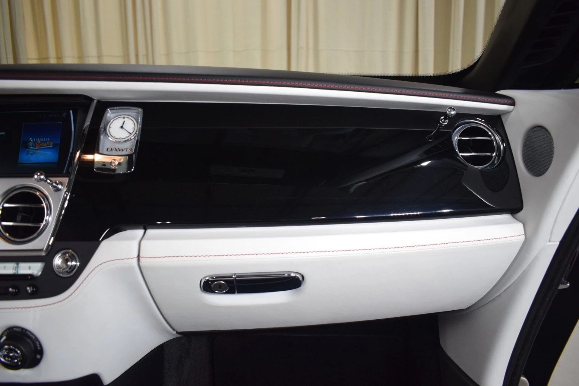 mph024_2512688247_68c8fee649e64f34d4917fb0b407ea8ax_7d65e779e4