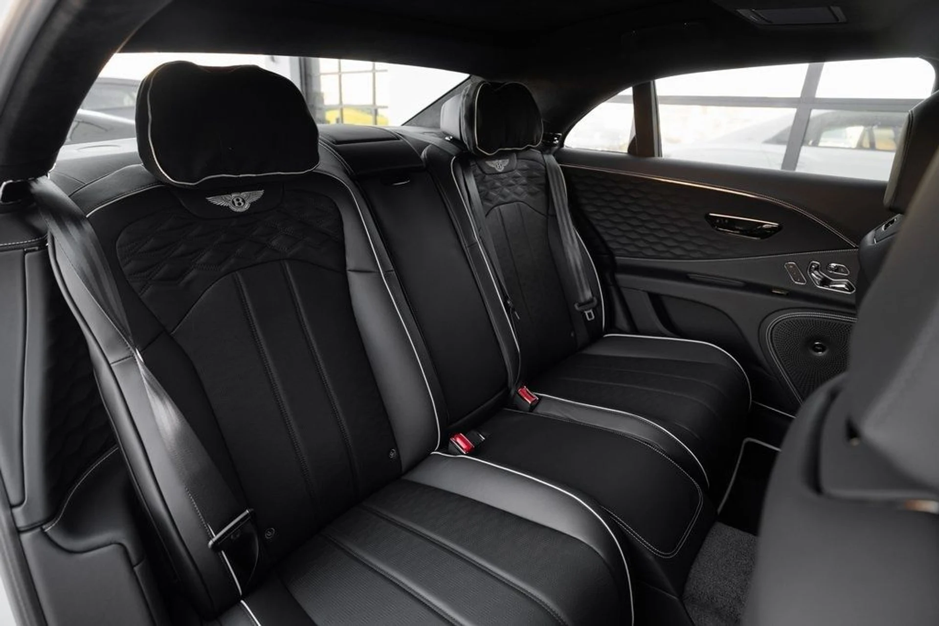 mph024_2514400709_489afb31fa29c84d5c5e312dc52c41a0x_d503daacde