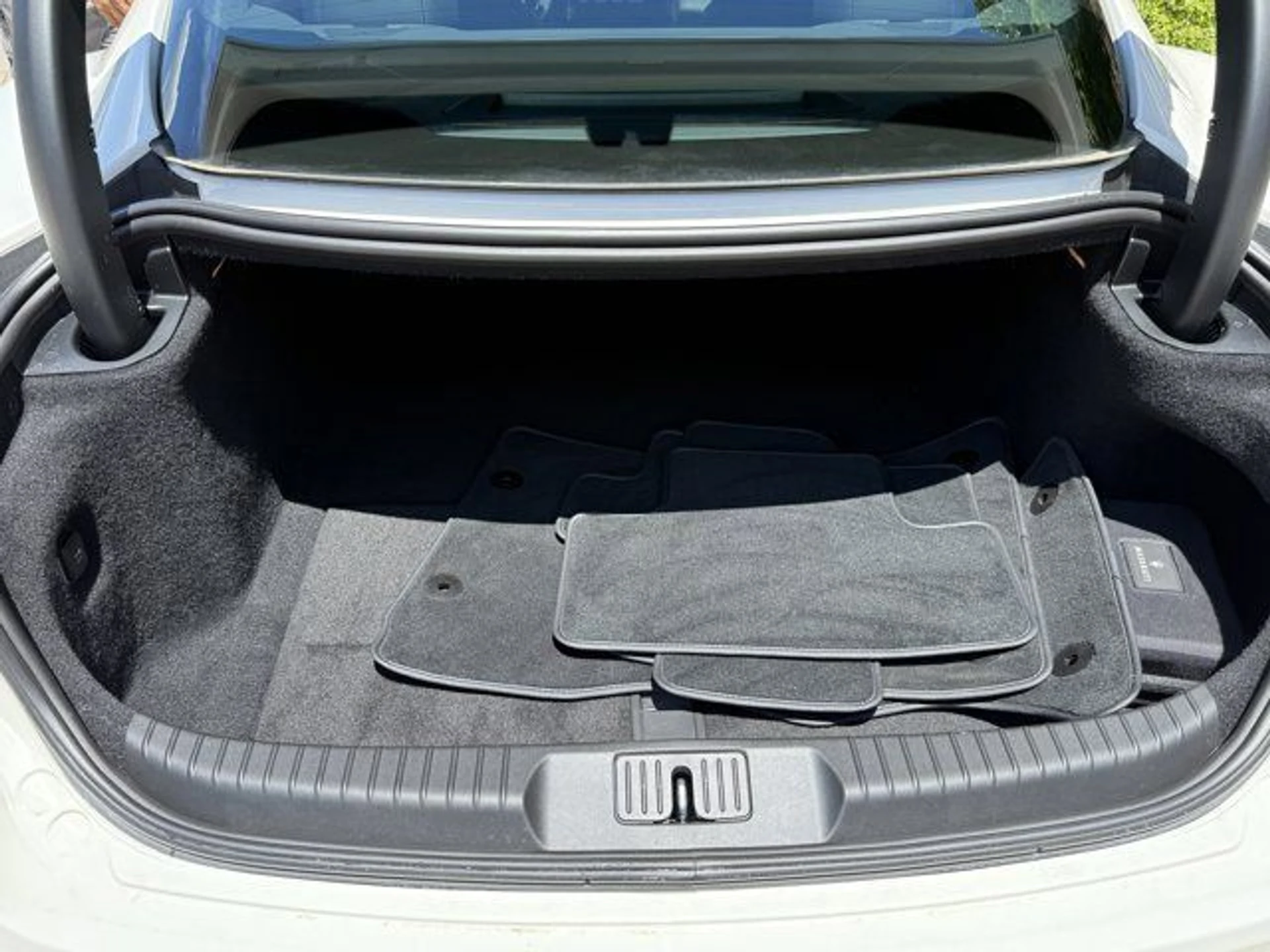 mph024_2518290164_53c91102e25d4bd48423831bf342c907_ed5a828114