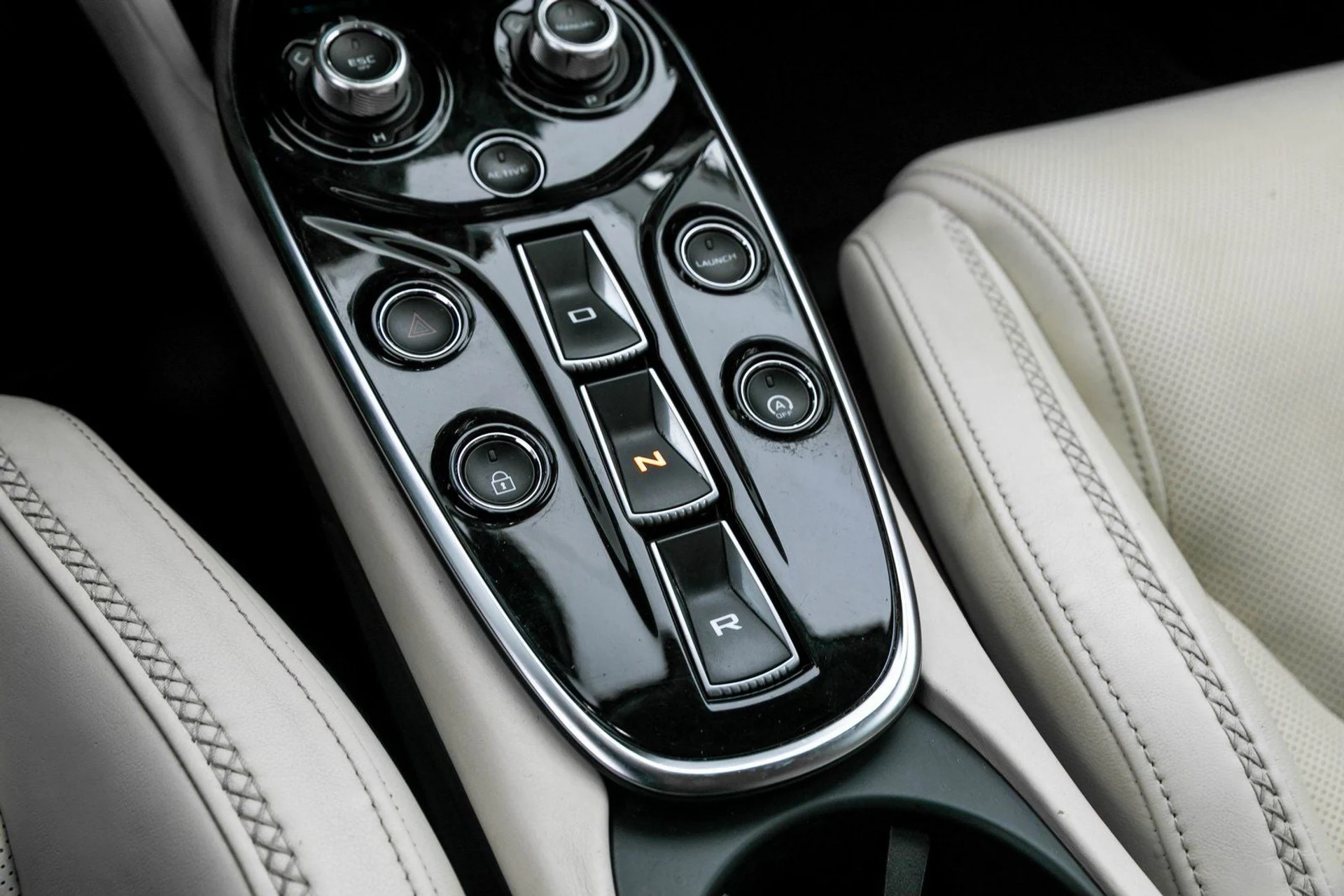 mph024_2520209811_25_c857744b94