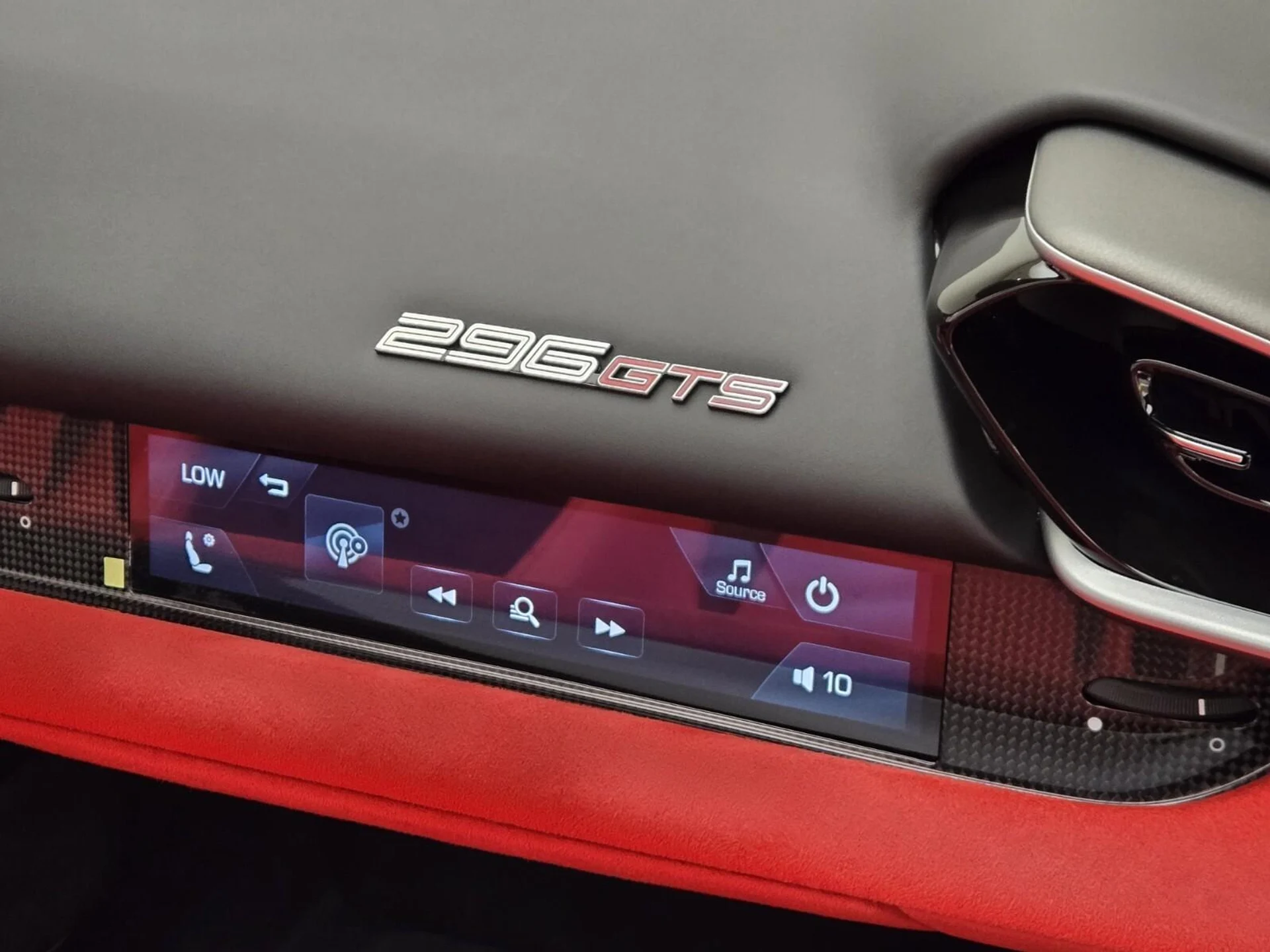mph024_2527337988_Used_2024_Ferrari_296_GTS_1753251946_17b70bbe81