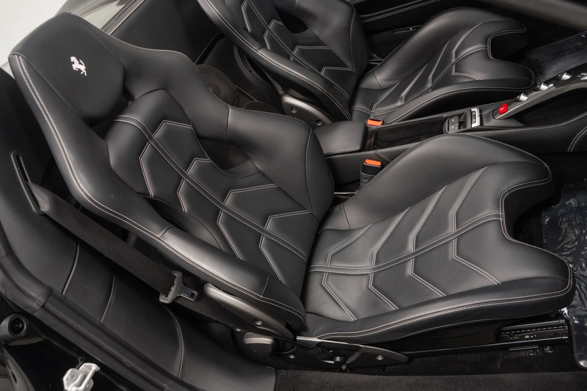 mph024_2530523880_Used_2018_Ferrari_488_Spider_Extensive_Carbon_Fiber_Trim_Low_Miles_1776720034_434336839e