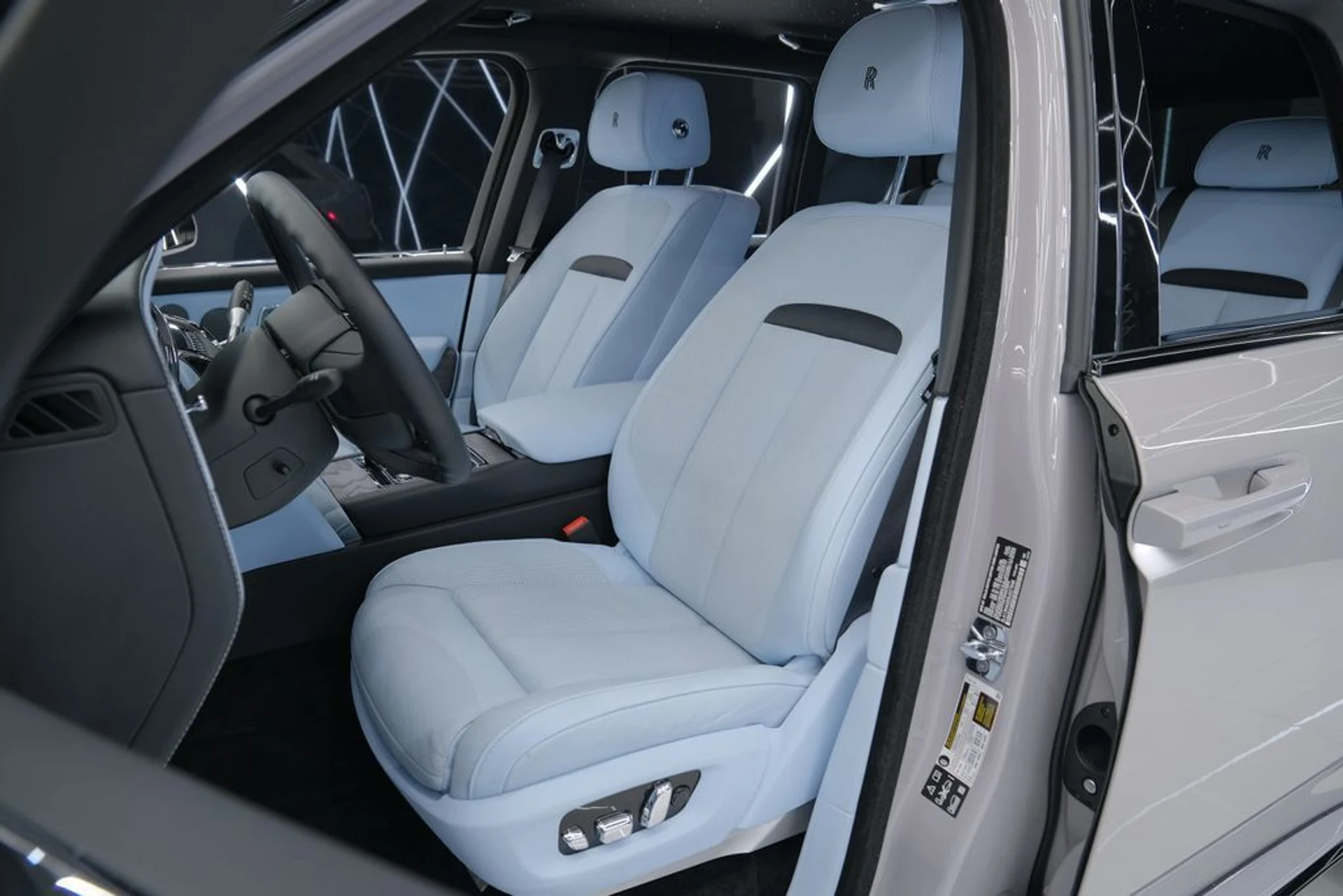 mph024_2533140734_8f02f86723c42f986a07fb70c6c5e52e_9332ac4b9f