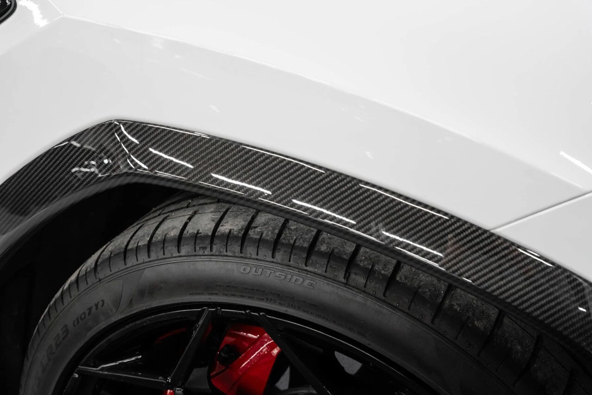 mph024_2539443111_lamborghini_urus_2023_2e05059468