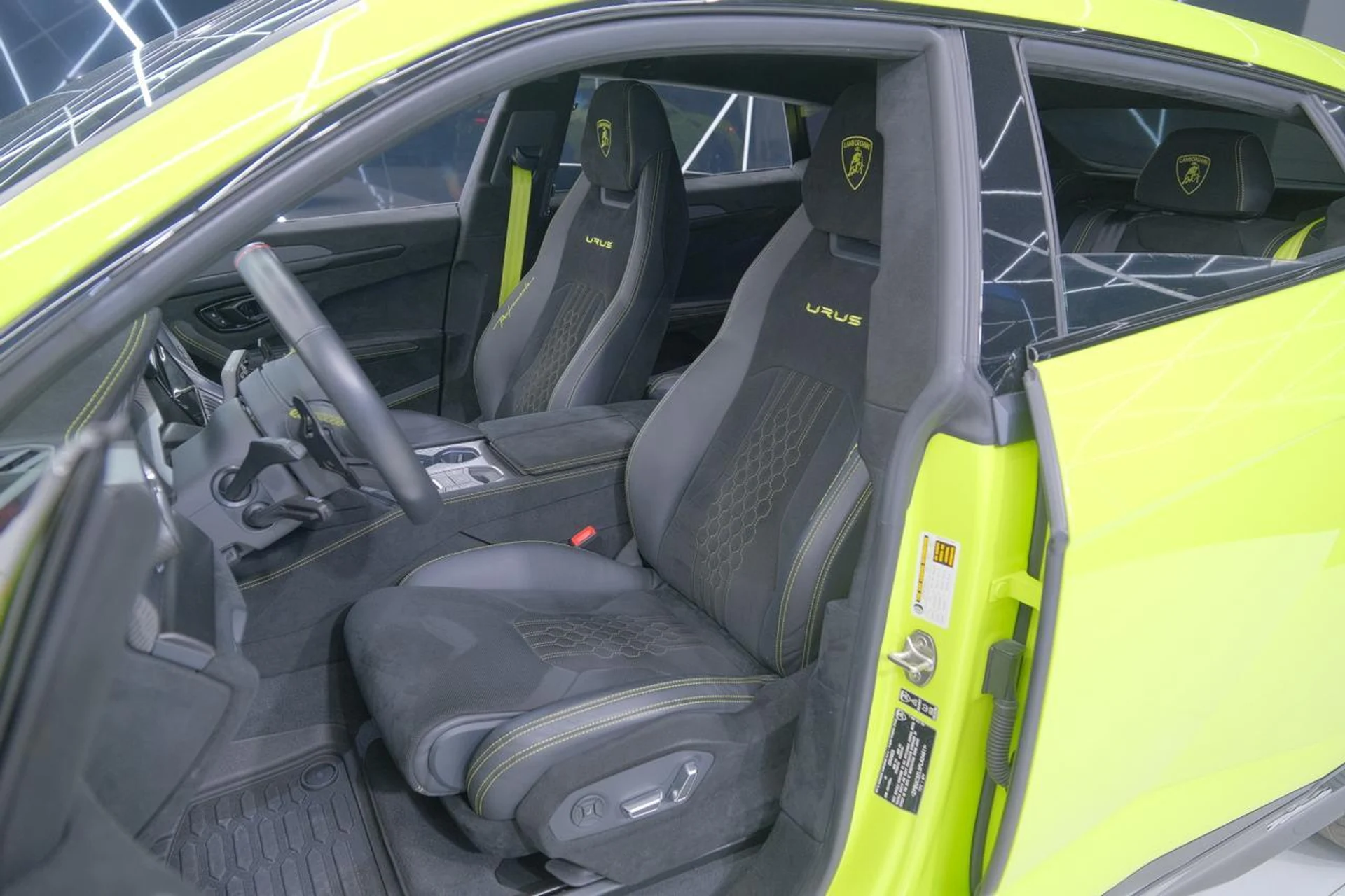 mph024_2542352812_a878623982159e026356c88aec275636_b8aa52a1db