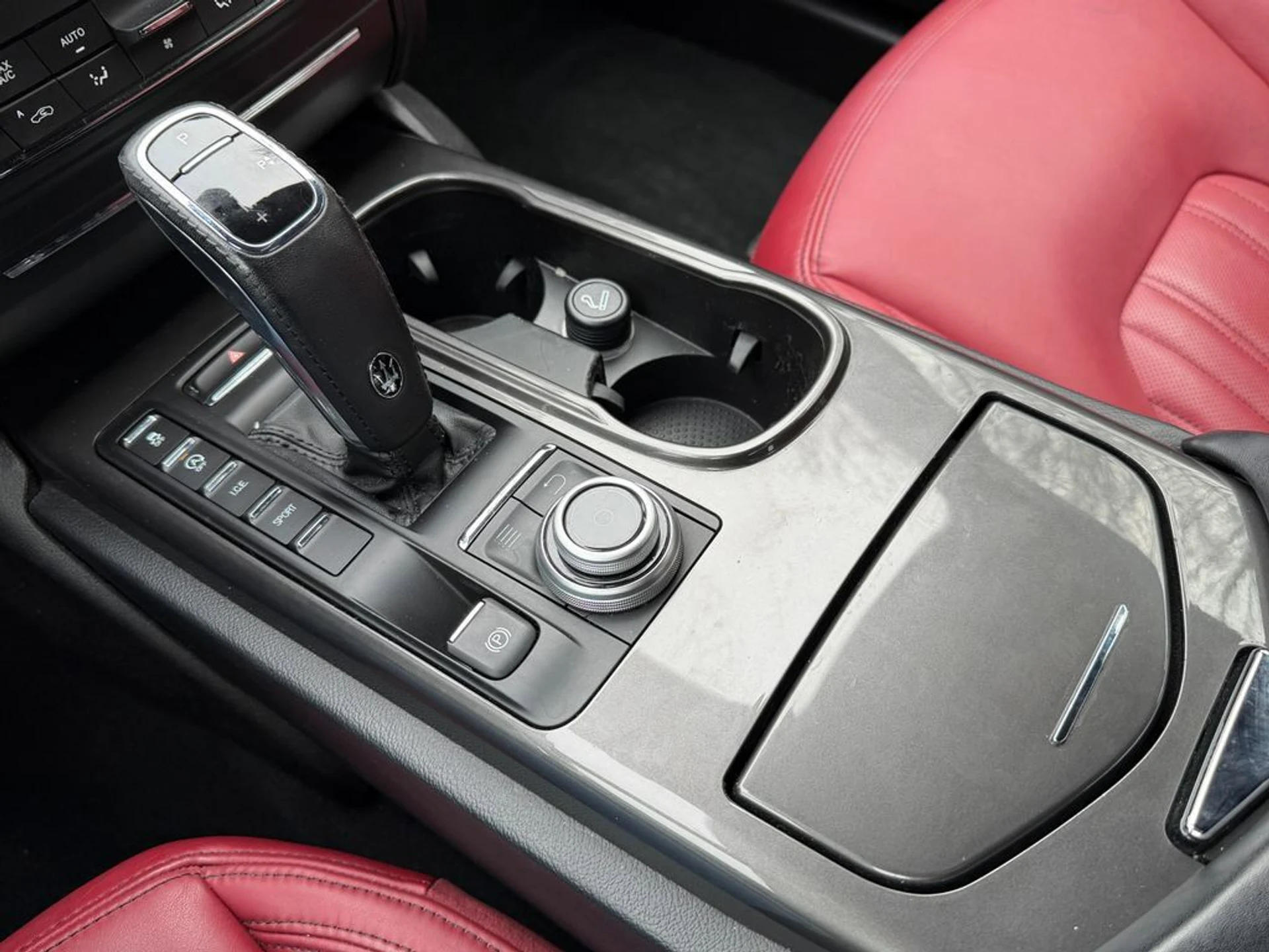 mph024_2543441770_d038faf939b74a5a9ca5e0f8c8b216f4_86a74c768a